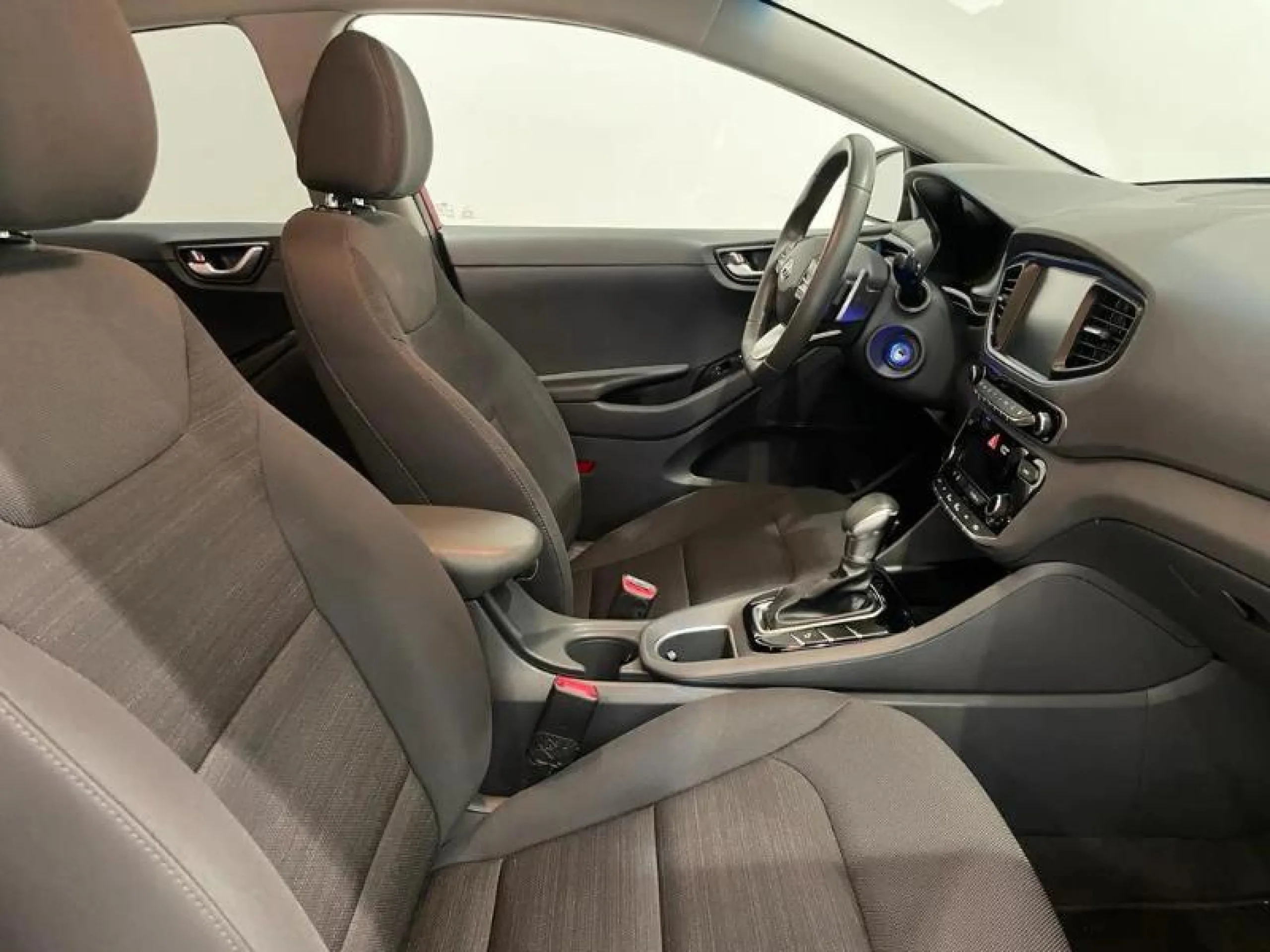 HYUNDAI IONIQ 1.6 GDI HEV TECNO DCT - Foto 3