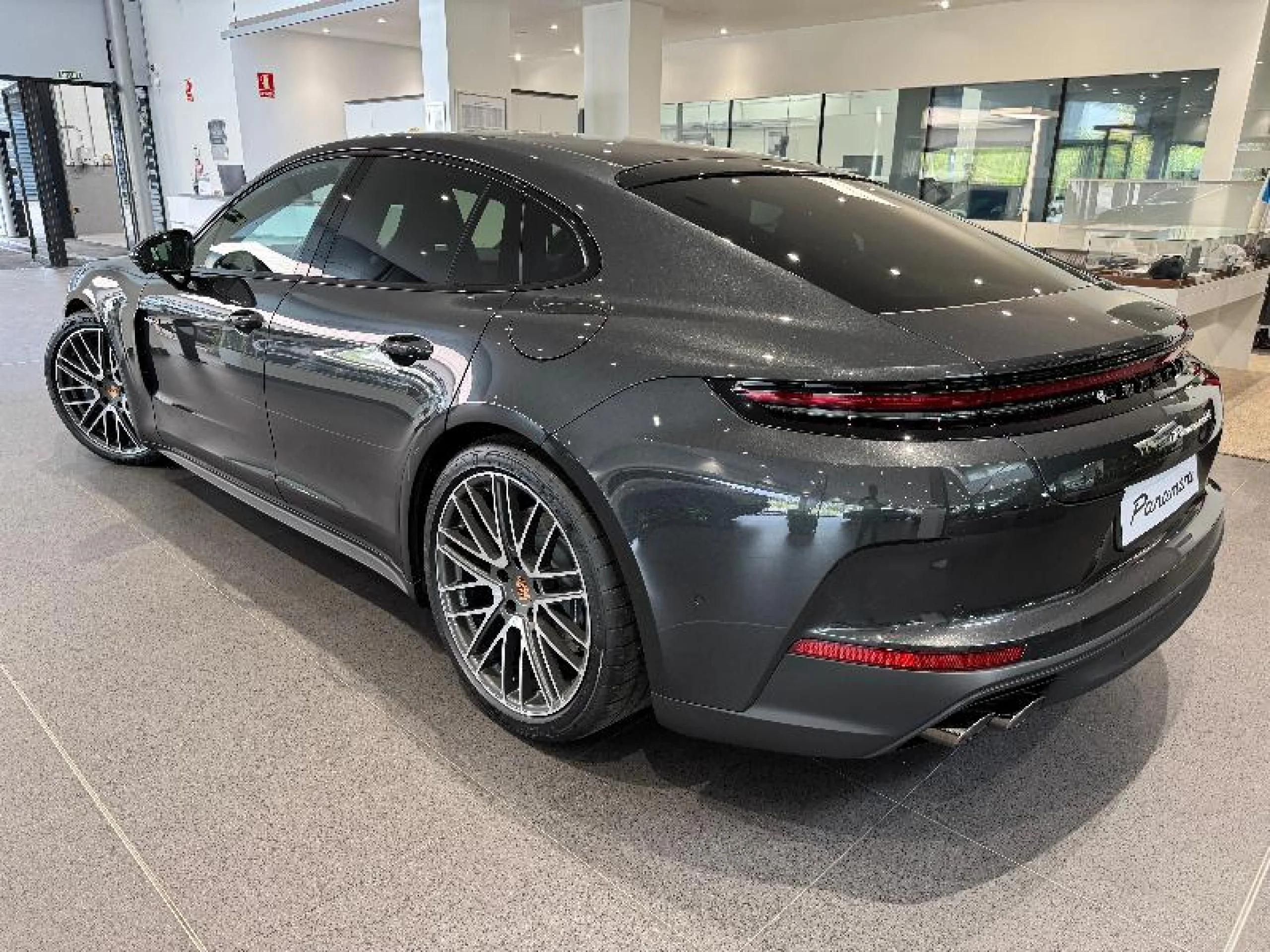 PORSCHE PANAMERA 4 E HYBRID - Foto 3