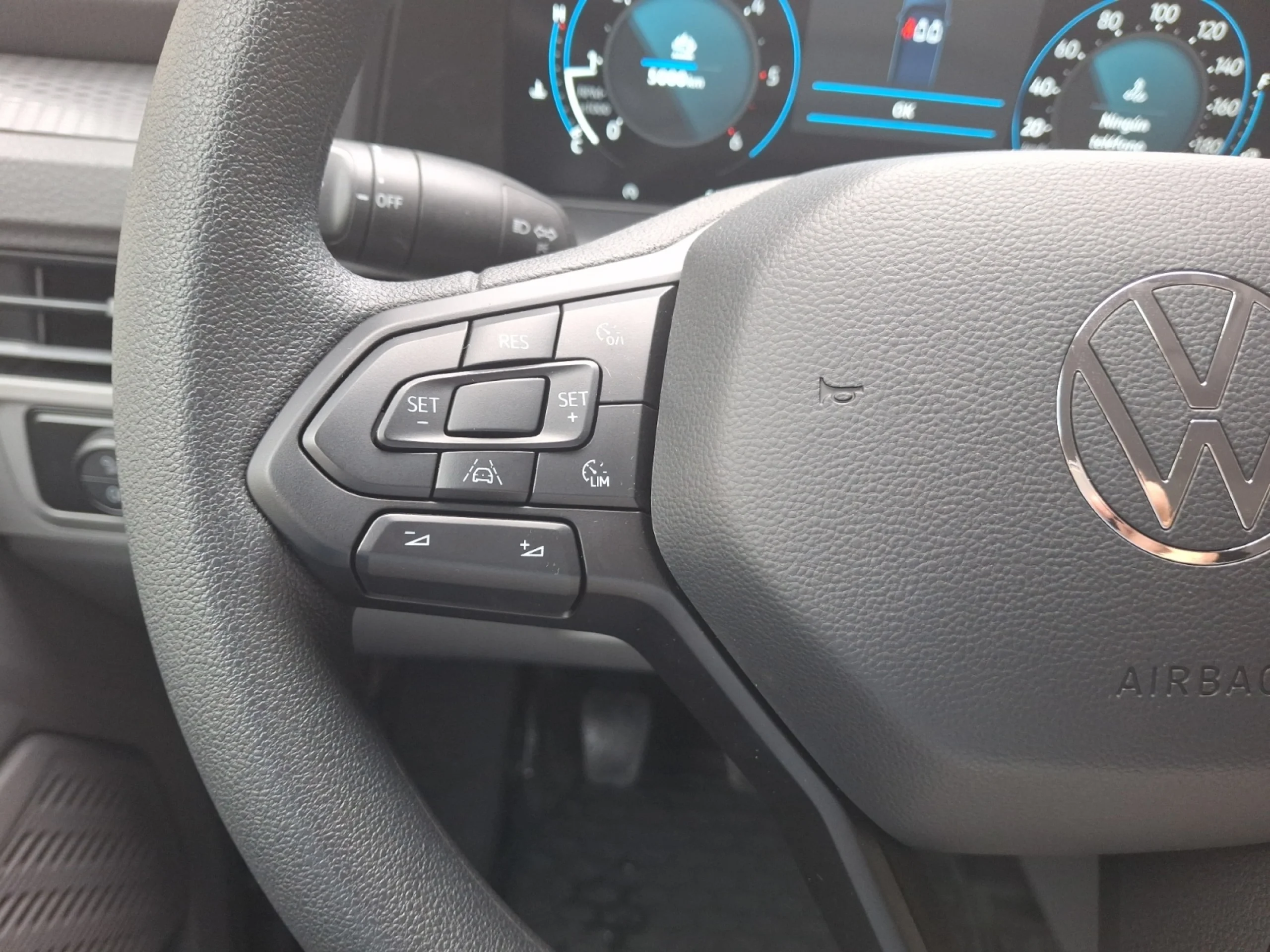 VW COMERCIALES Transporter TRANSPORTER   FURGÓN  BATALLA CORTA  2.0 TDI 81 KW (110 CV) 6 VEL. - Foto 10