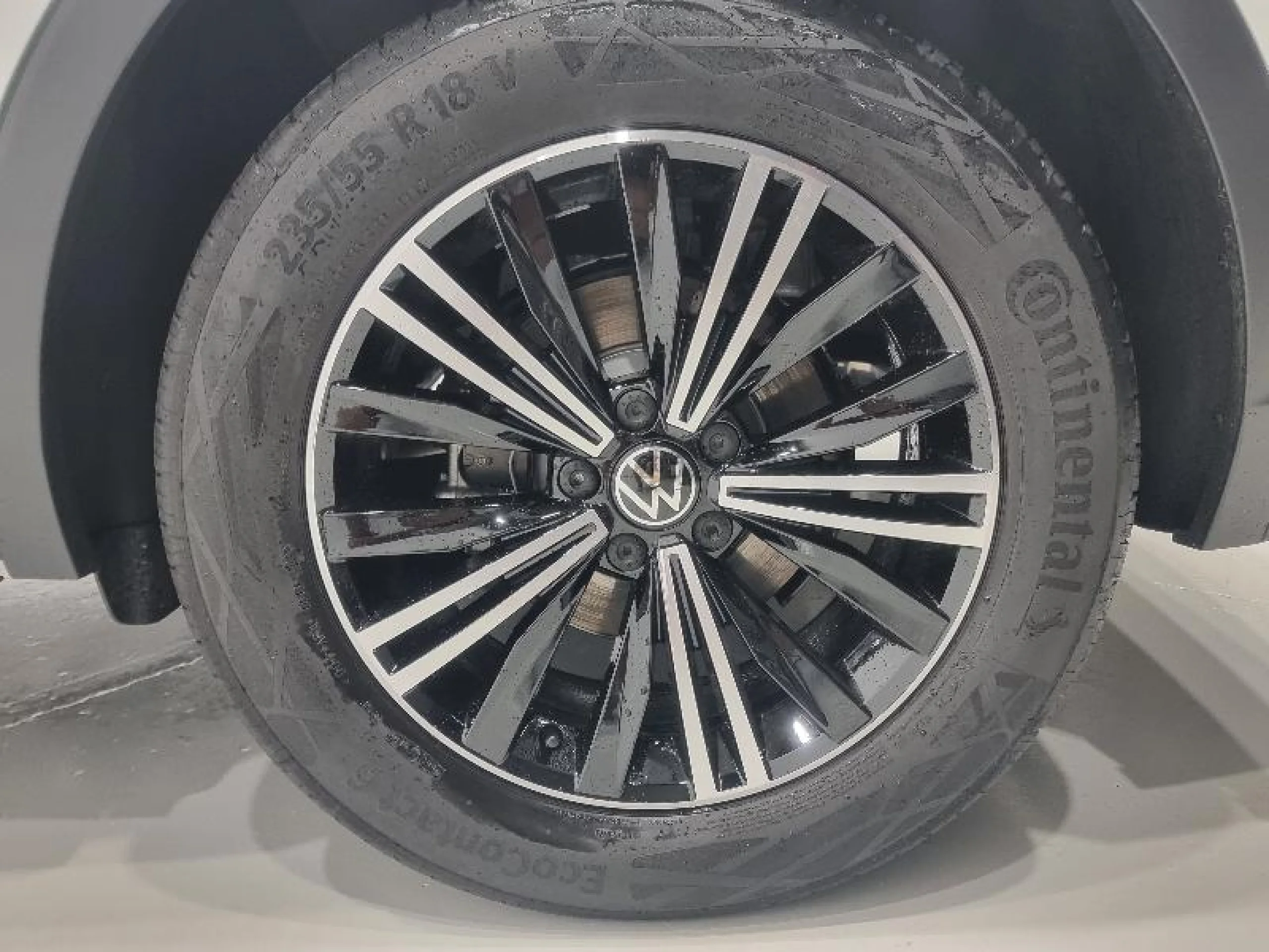 VOLKSWAGEN TIGUAN LIFE 2.0 TDI 90KW (122CV) - Foto 8