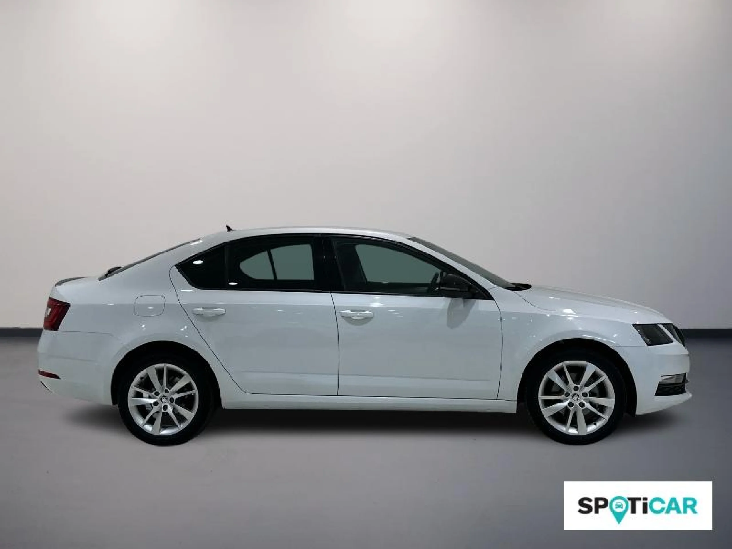SKODA OCTAVIA 1.5 TSI 110KW (150CV) AMBITION - Foto 3