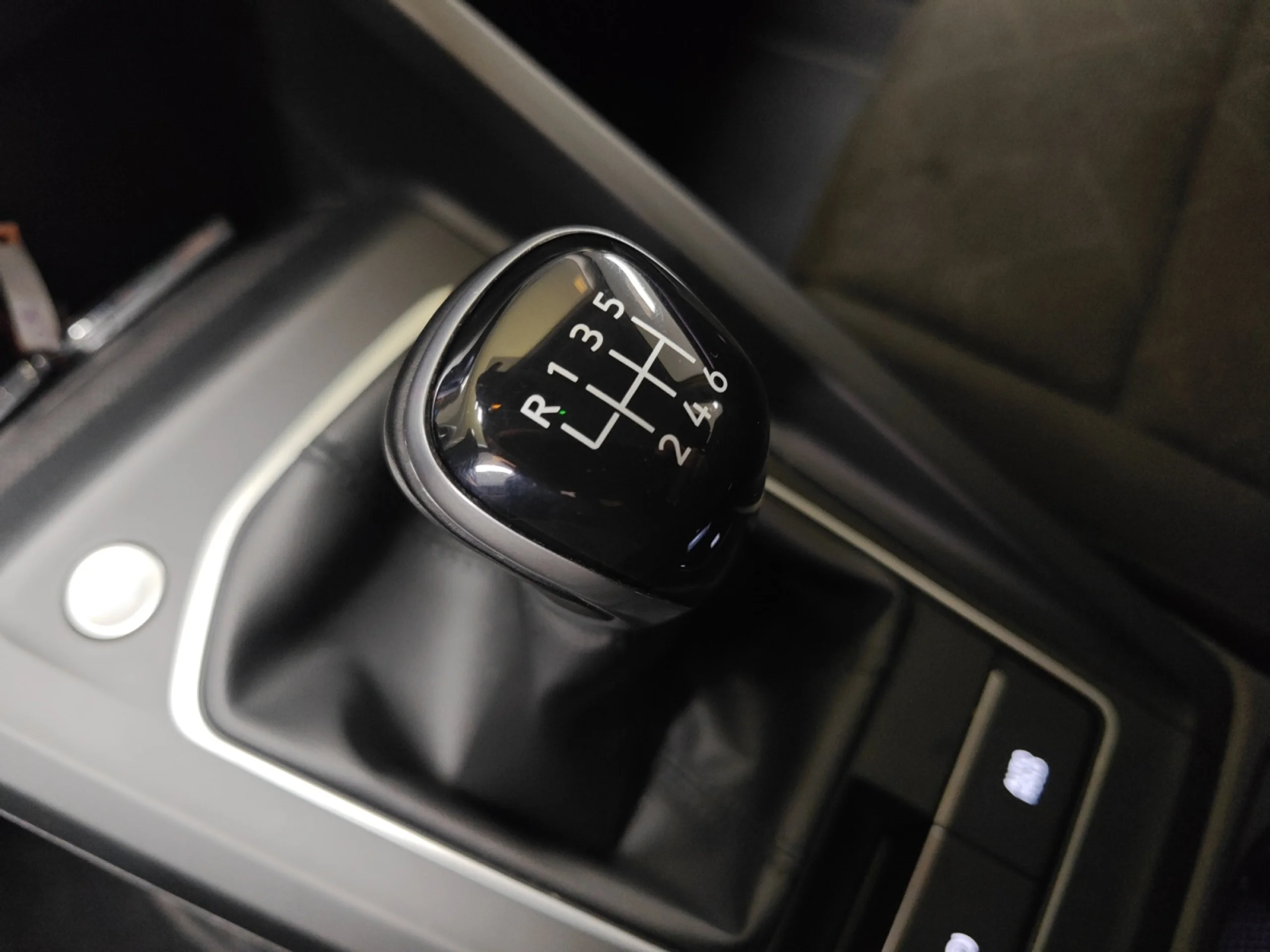 VOLKSWAGEN GOLF LIFE 1.5 TSI 96KW (130CV) - Foto 20