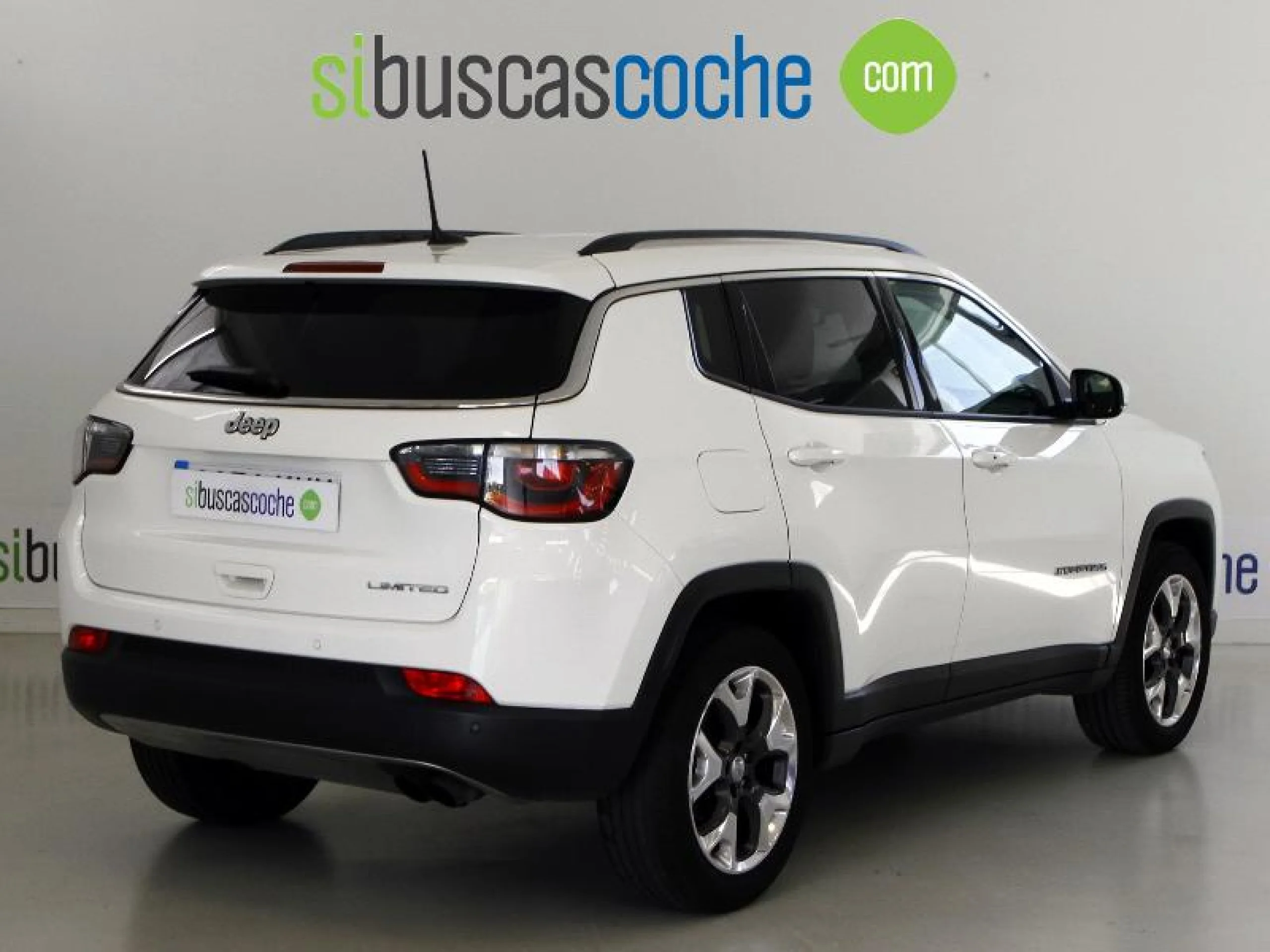 JEEP COMPASS 1.4 MAIR 103KW LIMITED 4X2 - Foto 17