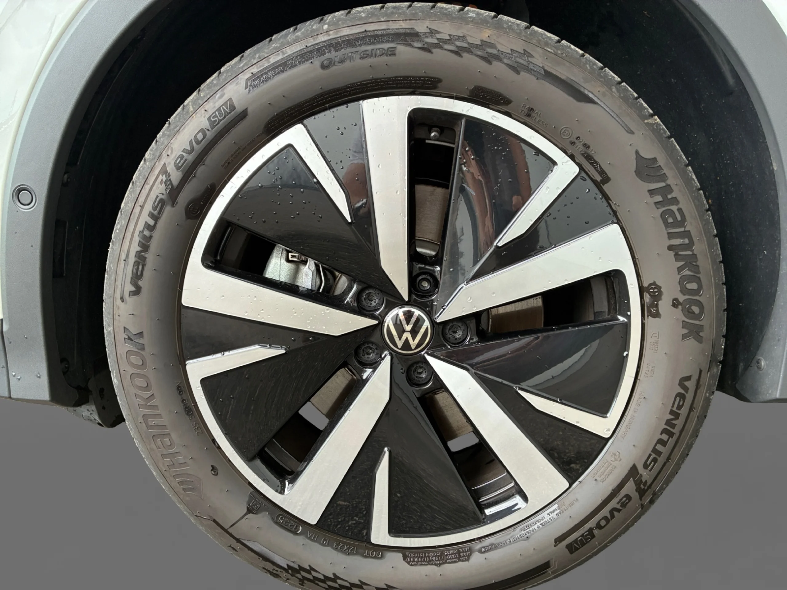 VOLKSWAGEN TIGUAN ··MÁS·· 1.5 TSI EHYBRID 150KW (204CV) DSG - Foto 8