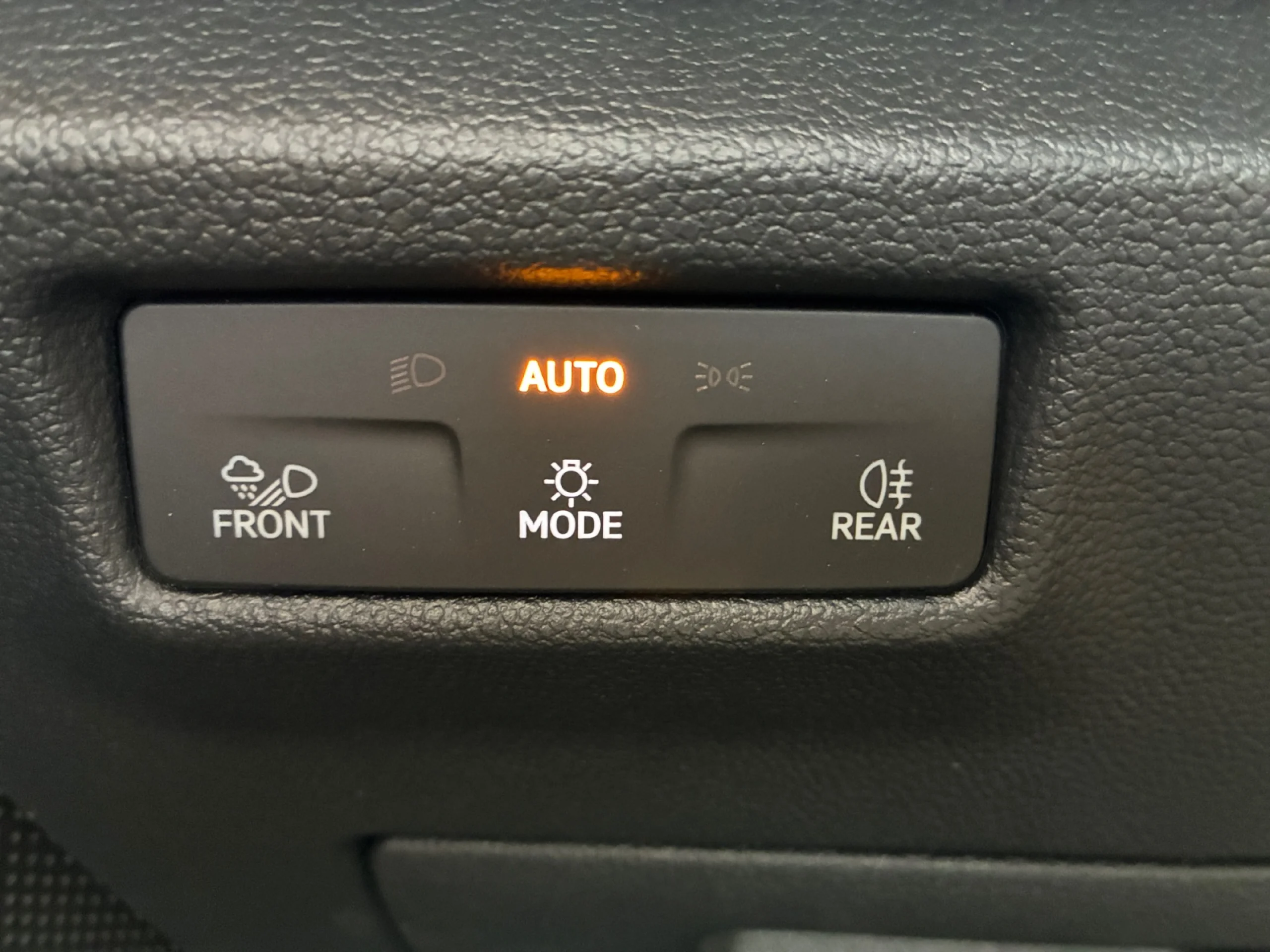 VOLKSWAGEN TIGUAN ··MÁS·· 1.5 TSI EHYBRID 150KW (204CV) DSG - Foto 12