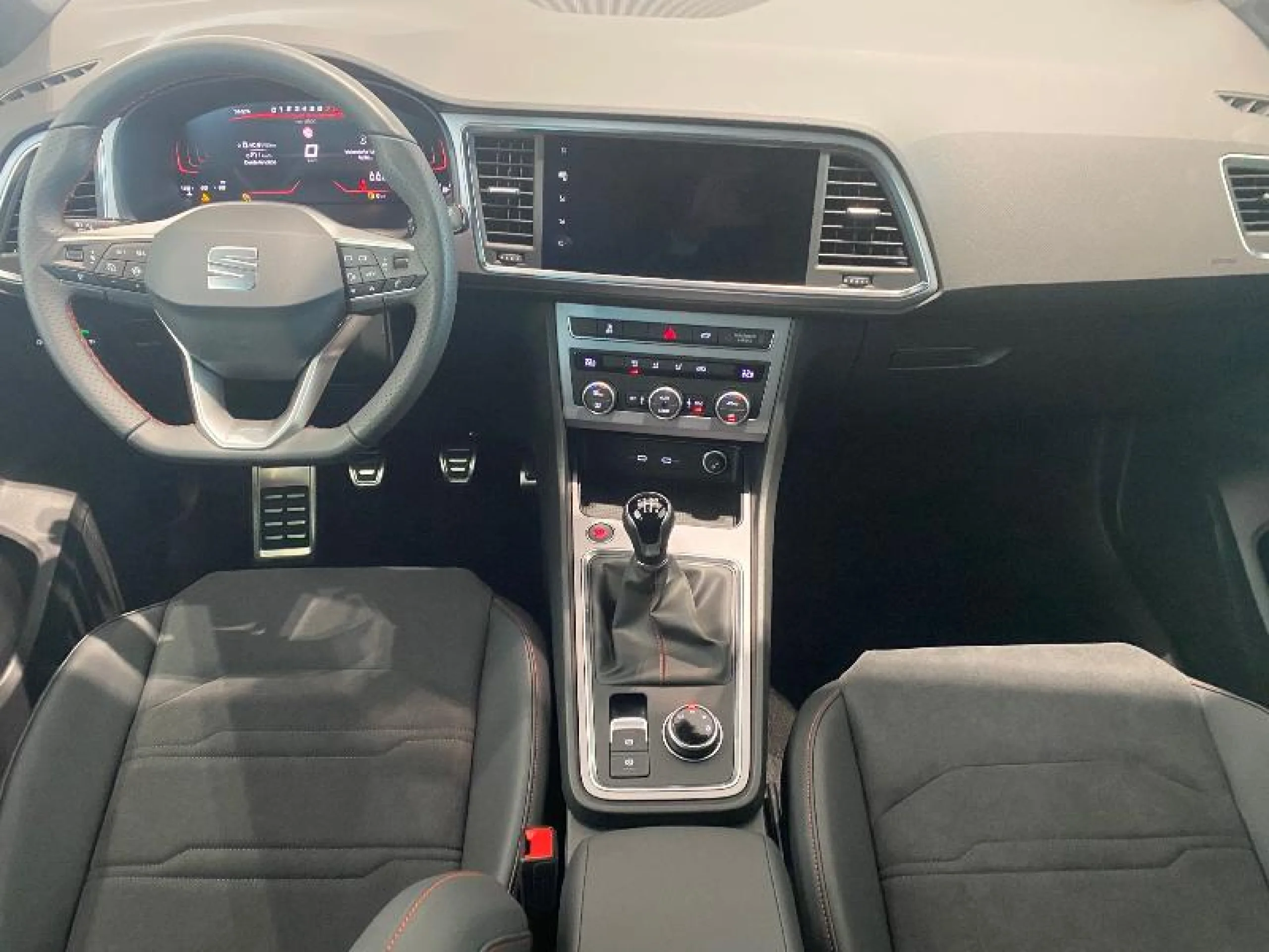 SEAT ATECA 1.5 TSI 110KW (150CV) ST&SP FR - Foto 4