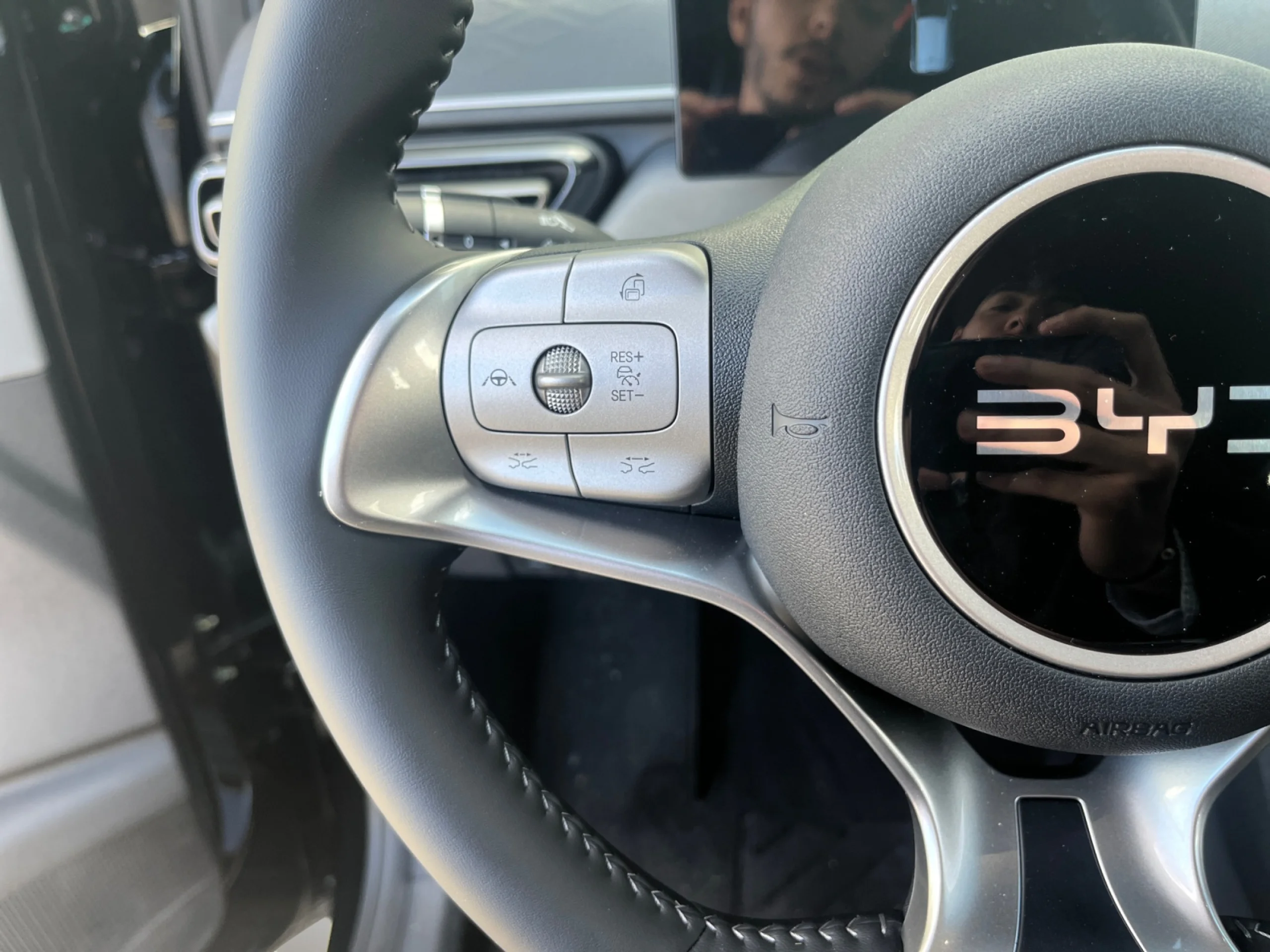 BYD DOLPHIN SURF BOOST - Foto 12