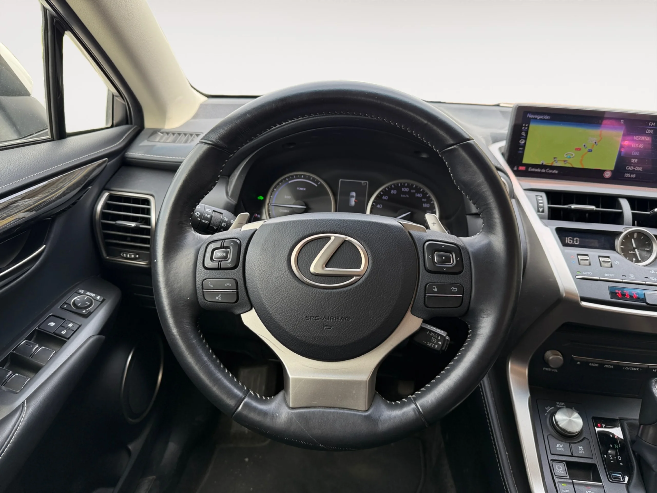 Lexus Nx 2.5 300H BUSINESS NAVIGATION 2WD - Foto 11