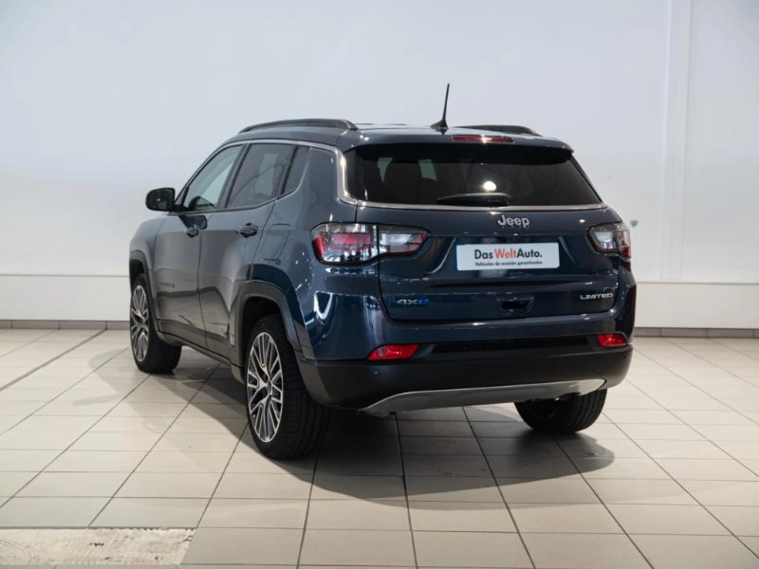 JEEP COMPASS 4XE 1.3 PHEV 140KW(190CV) LIMITED AT AWD - Foto 2