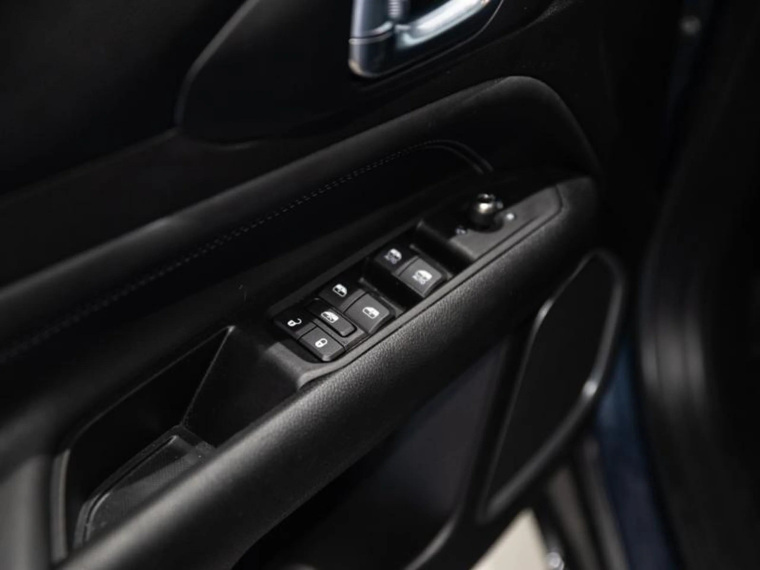 JEEP COMPASS 4XE 1.3 PHEV 140KW(190CV) LIMITED AT AWD - Foto 10