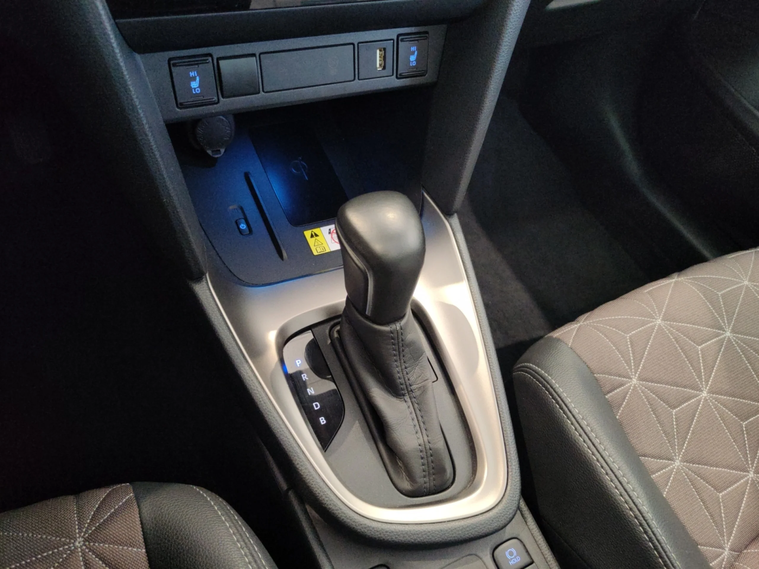 TOYOTA YARIS CROSS 1.5 120H STYLE PLUS - Foto 14