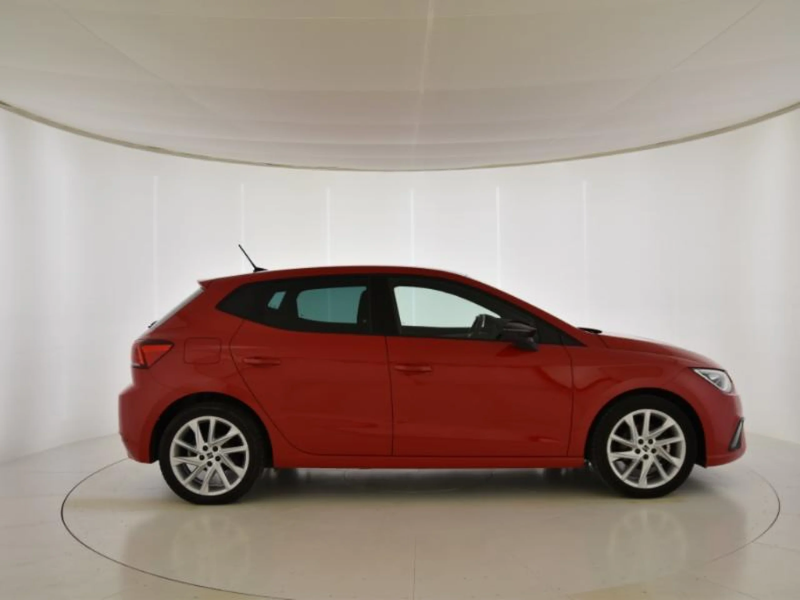 SEAT IBIZA 1.0 TSI 81KW (110CV) FR - Foto 3