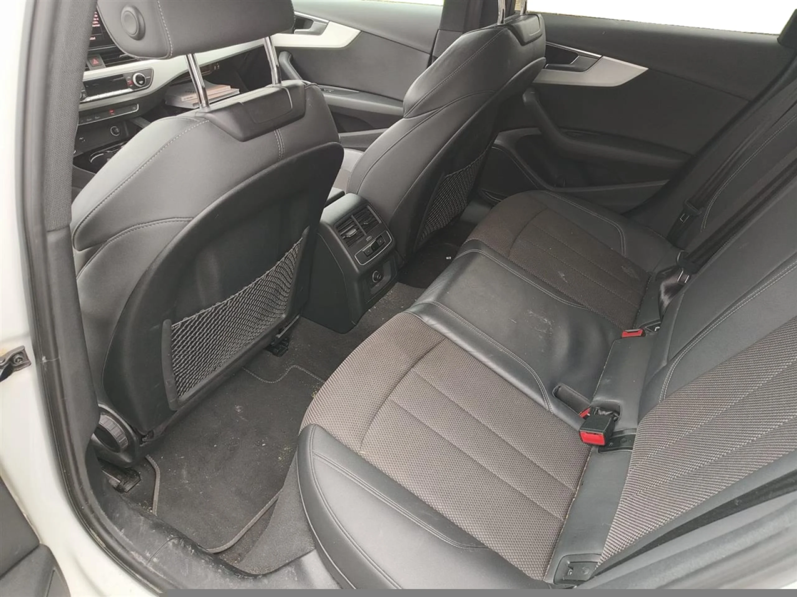 AUDI A4 AVANT S LINE 35 TDI 120KW S TRONIC - Foto 7