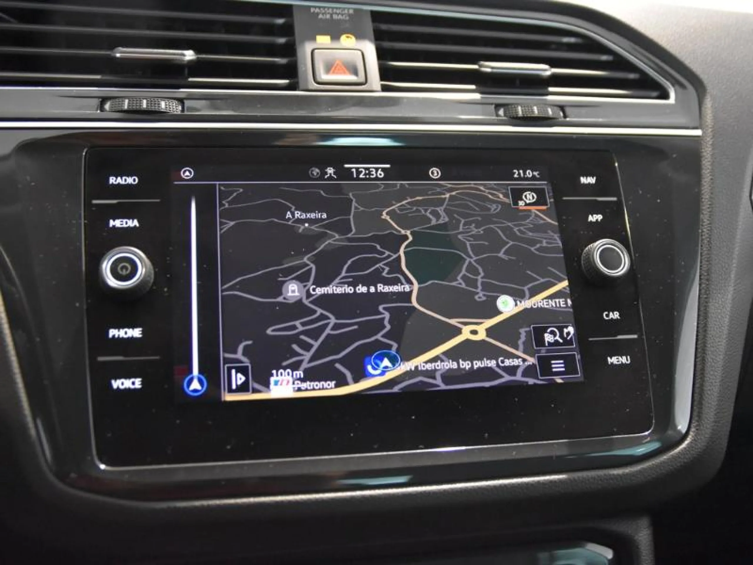 VOLKSWAGEN TIGUAN LIFE 2.0 TDI 90KW (122CV) - Foto 13