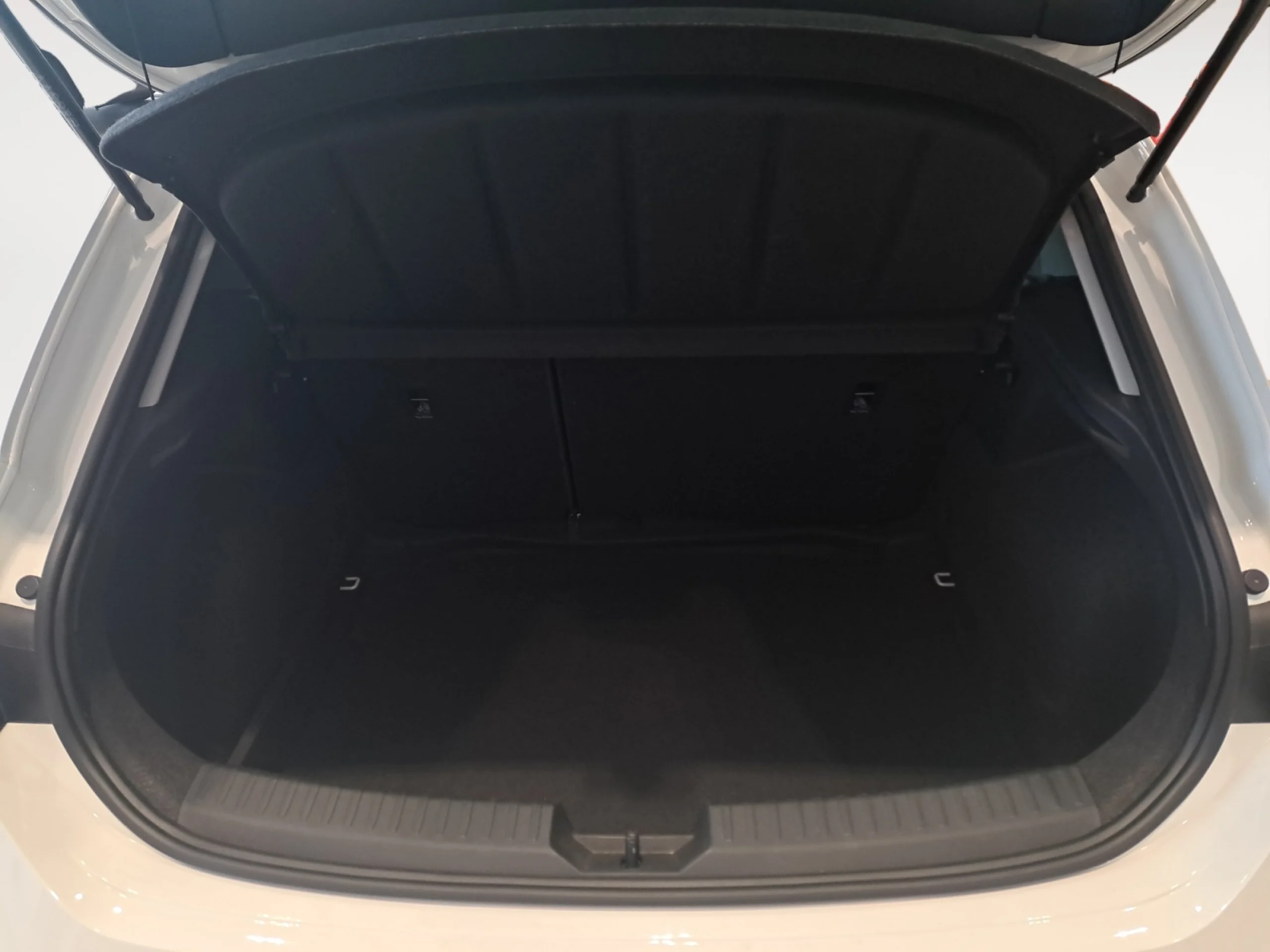 SEAT LEON 2.0 TDI 110KW DSG 7 STYLE XL - Foto 8