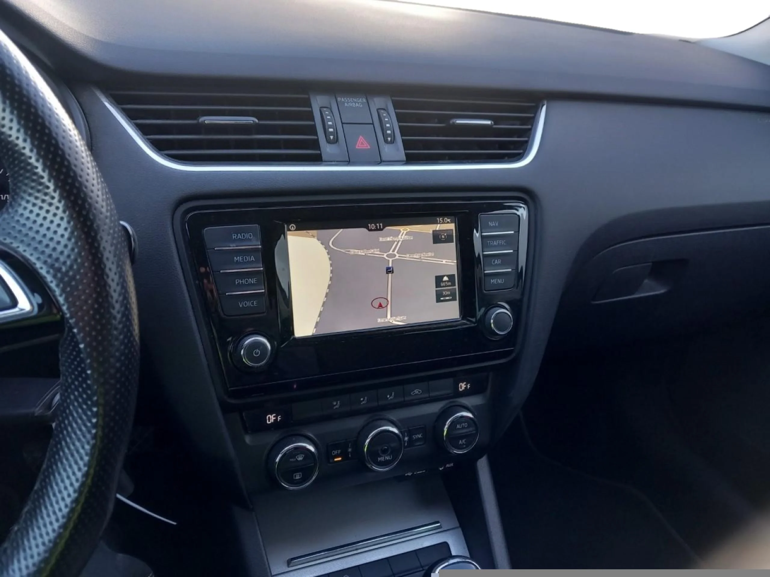 SKODA OCTAVIA COMBI 1.6 TDI CR 110 AMBITION GREENLINE - Foto 8
