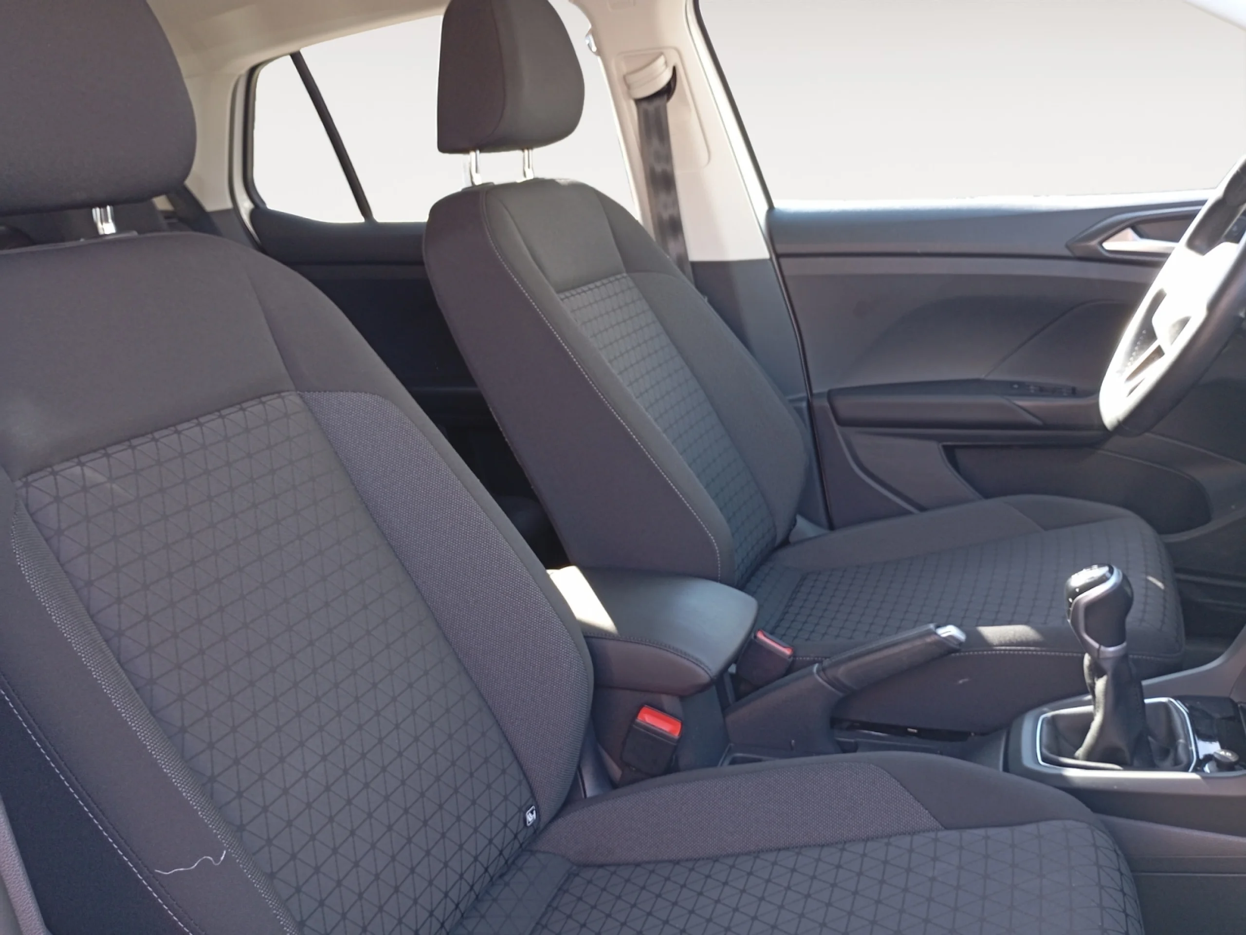 VOLKSWAGEN T CROSS ADVANCE 1.0 TSI 81KW (110CV) - Foto 5
