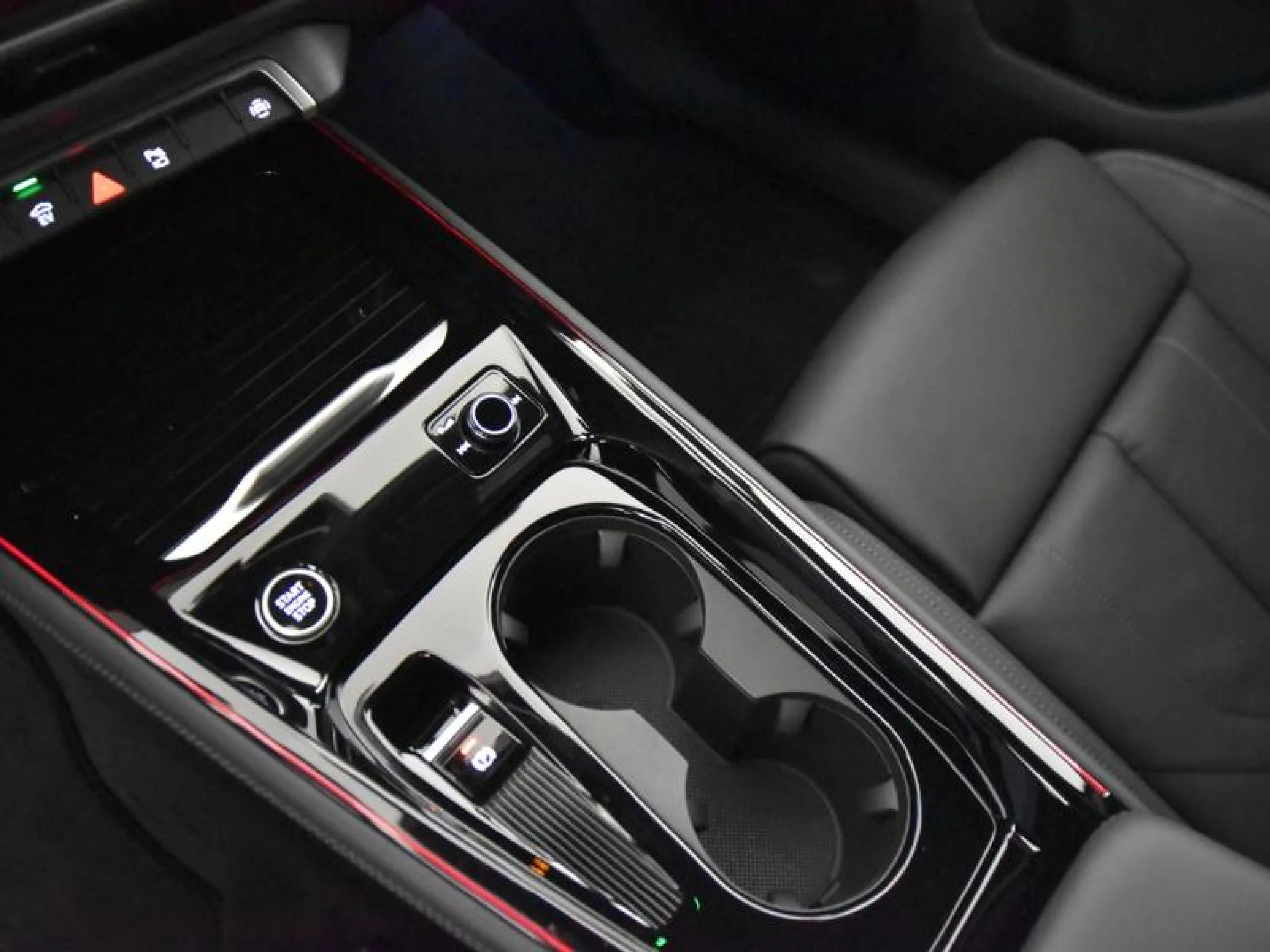 AUDI Q3 Q3 SUV LAUNCH EDITION E HYBRID  200 KW S TRONIC - Foto 11