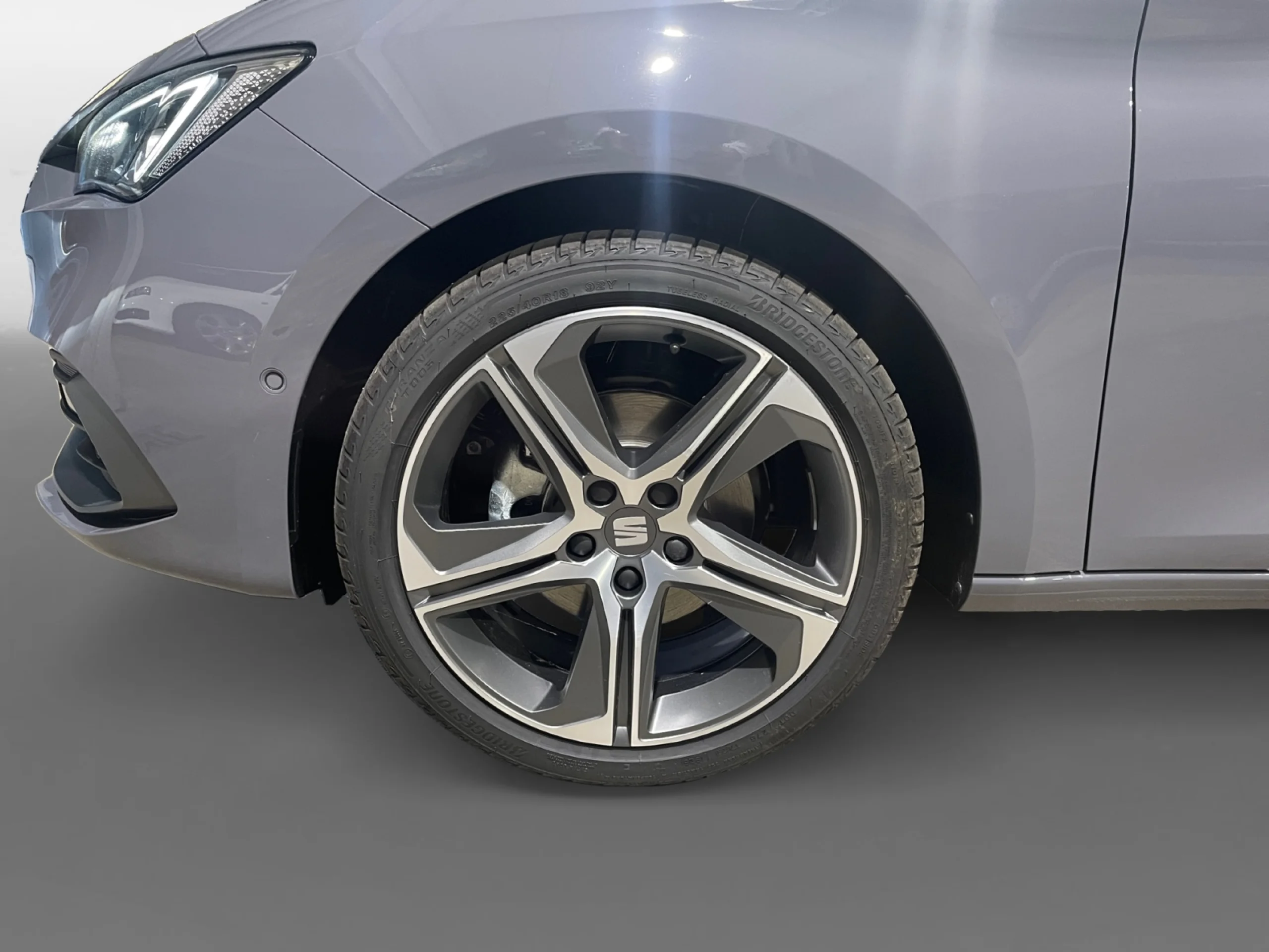 SEAT LEON SP 1.5 TSI 110KW FR SPECIAL EDITION - Foto 9