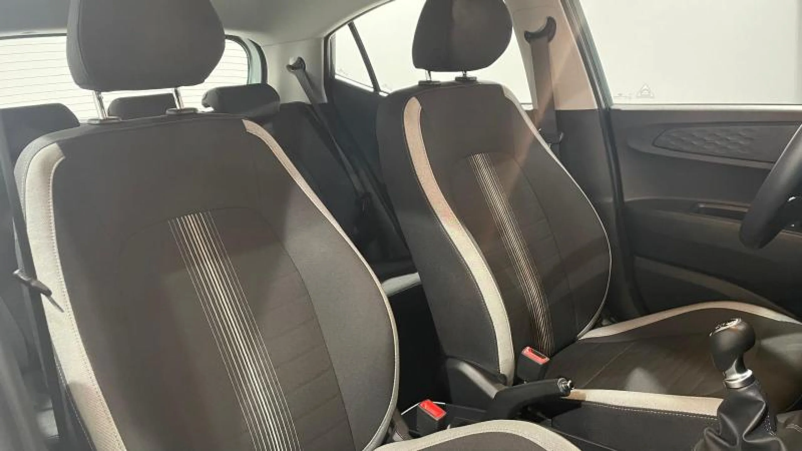 HYUNDAI I10 1.0 KLASS - Foto 9