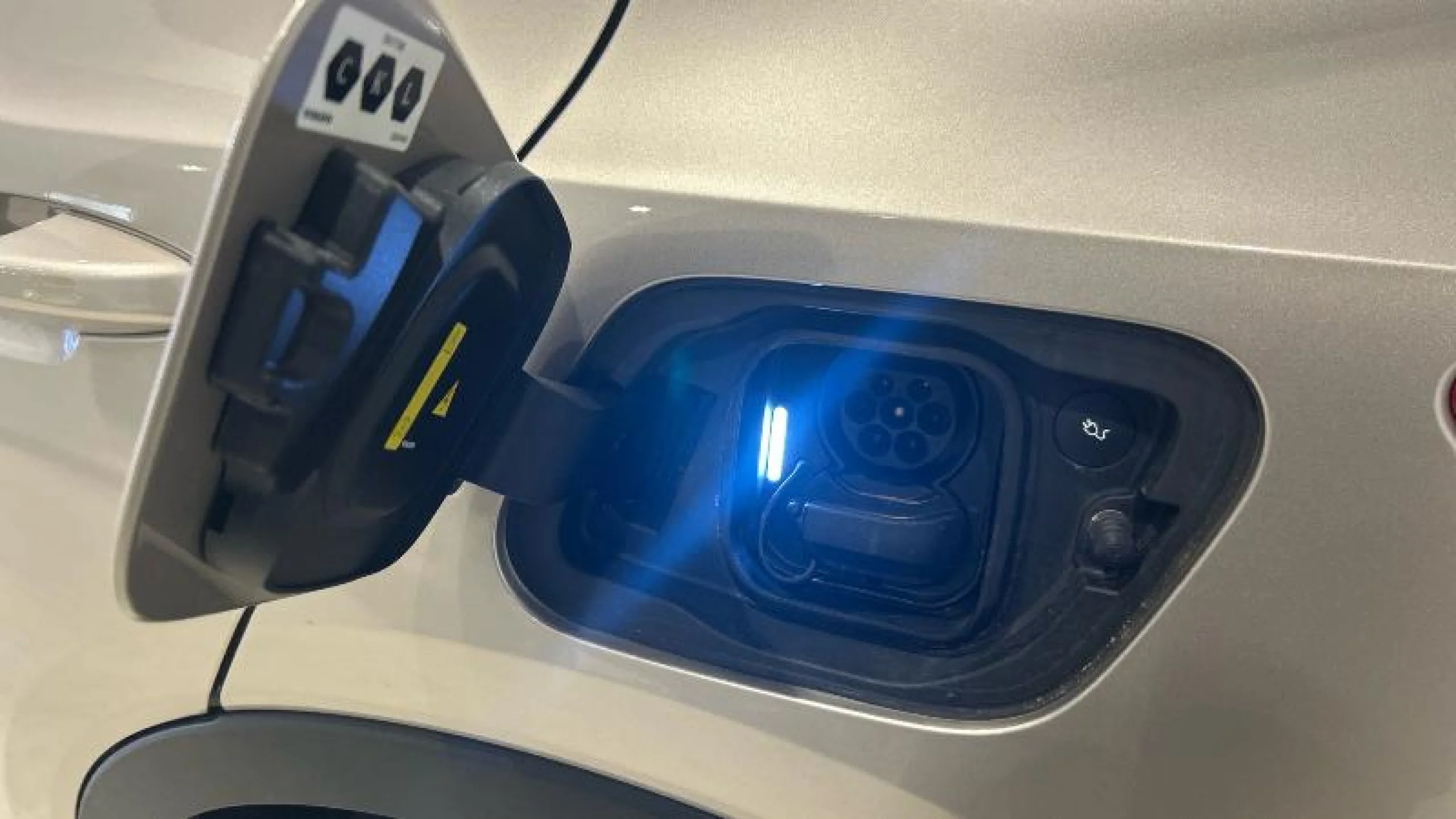 VOLVO XC40 RECHARGE SINGLE PLUS AUTO - Foto 20