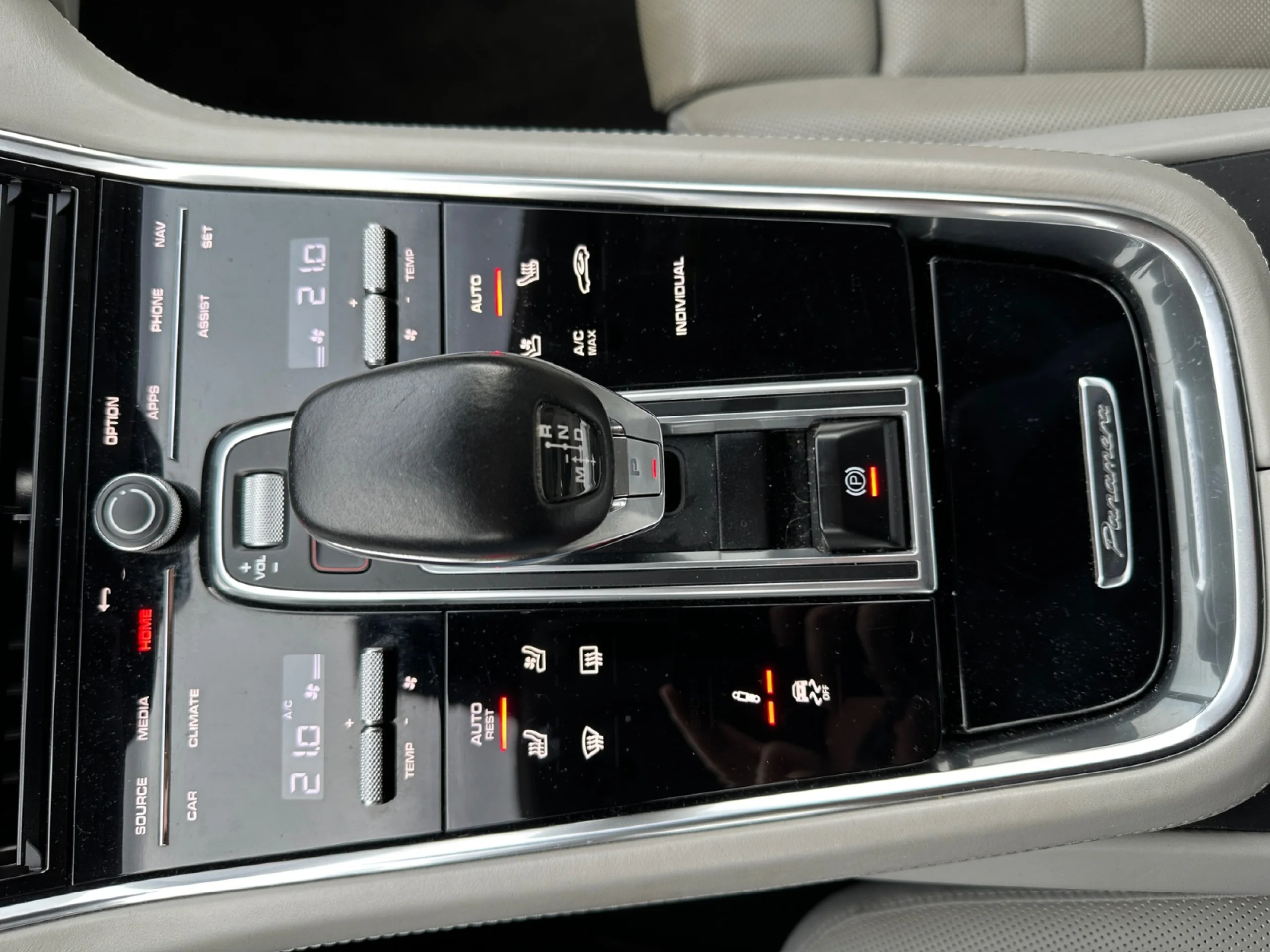 PORSCHE PANAMERA 4 E HYBRID - Foto 13