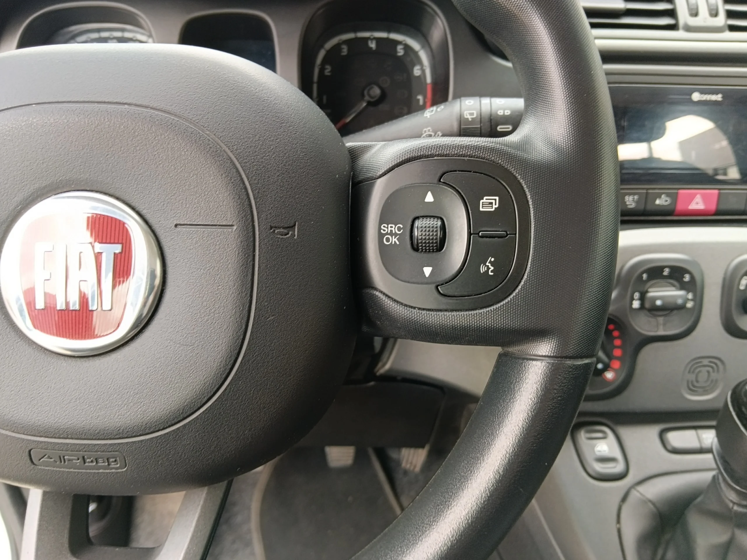 FIAT PANDA CITY LIFE HYBRID 1.0 GSE 51KW (70CV) - Foto 12