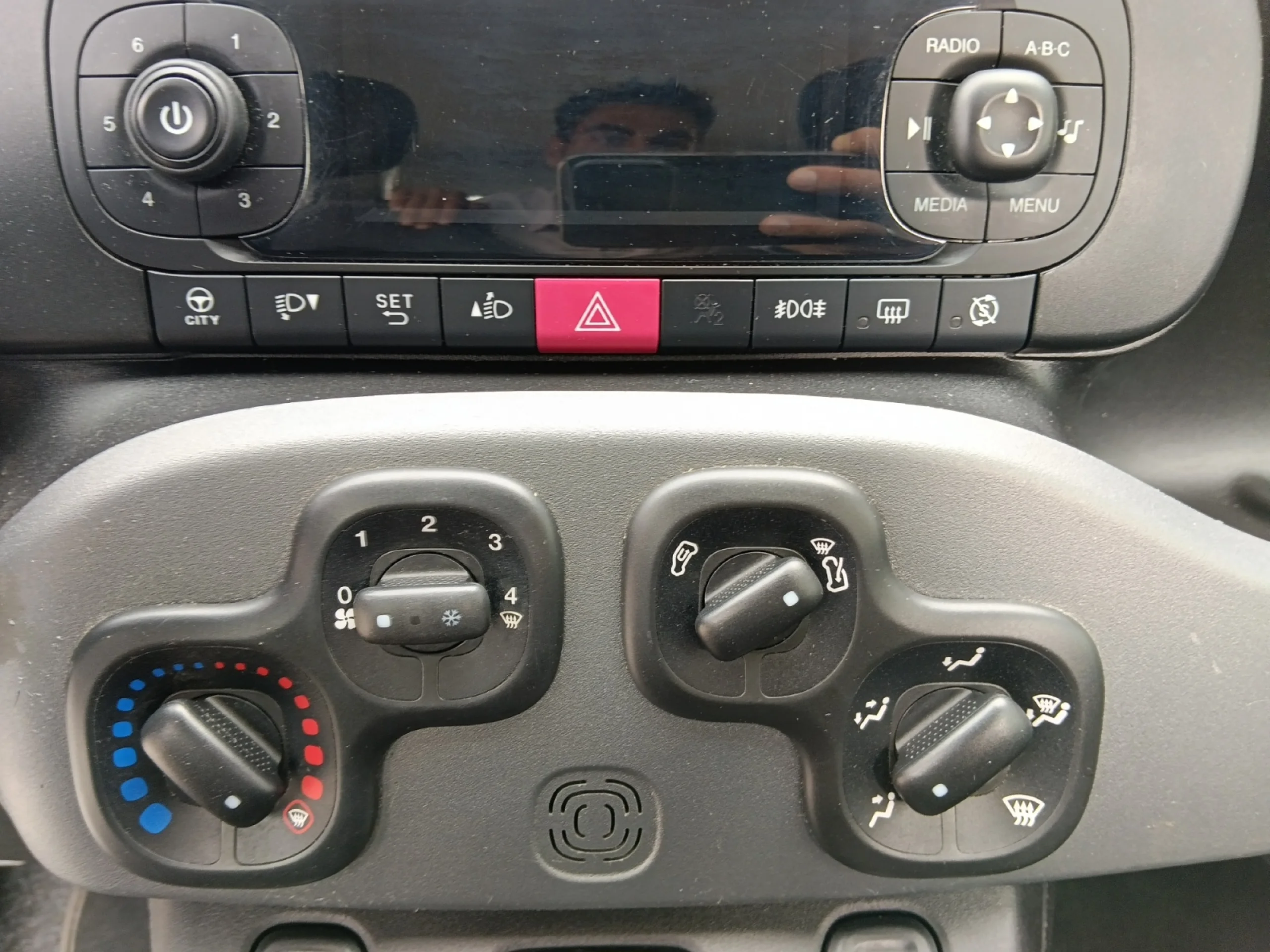 FIAT PANDA CITY LIFE HYBRID 1.0 GSE 51KW (70CV) - Foto 13
