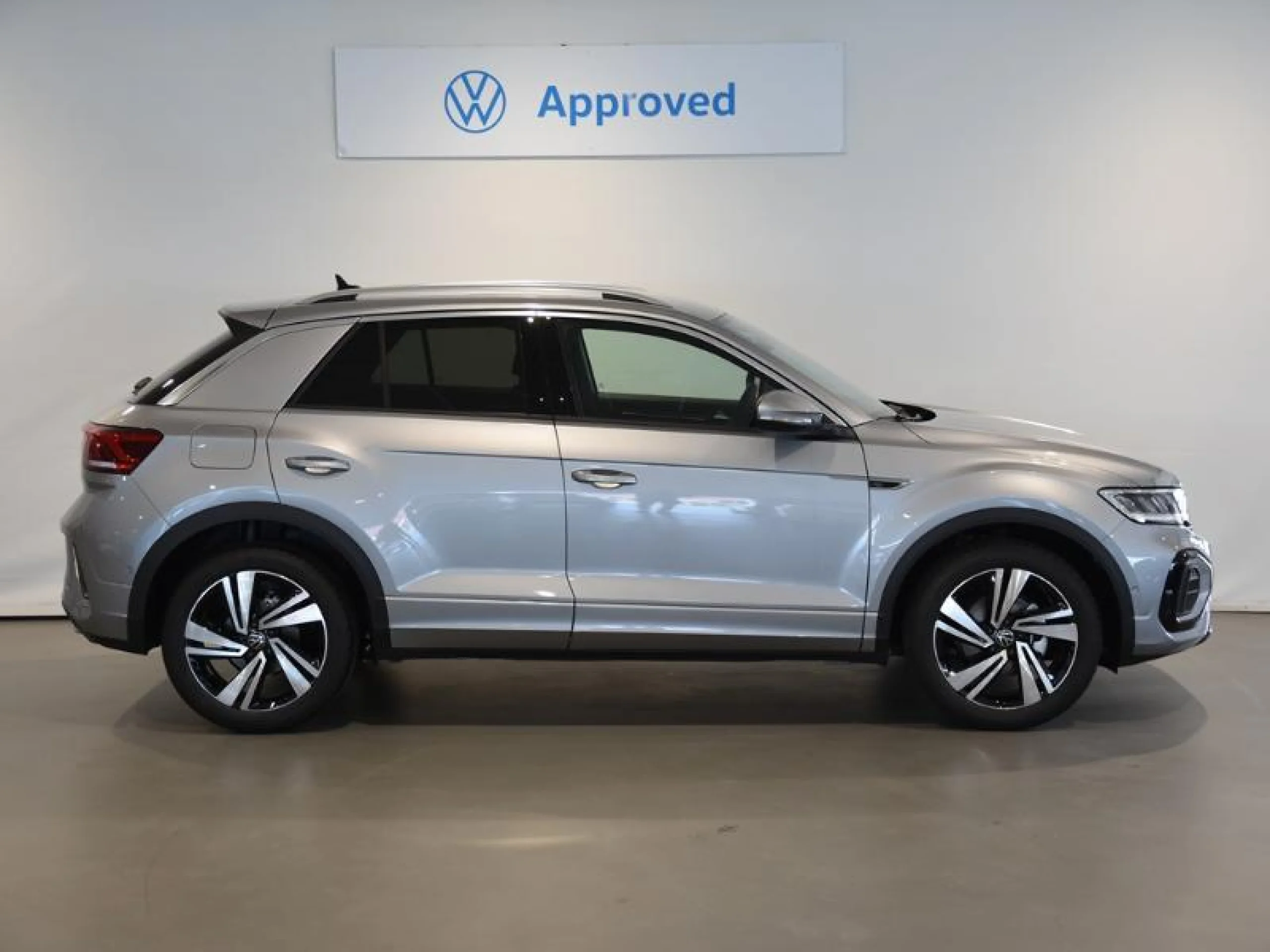 VOLKSWAGEN T ROC R LINE 1.5 TSI 110KW (150CV) DSG - Foto 3