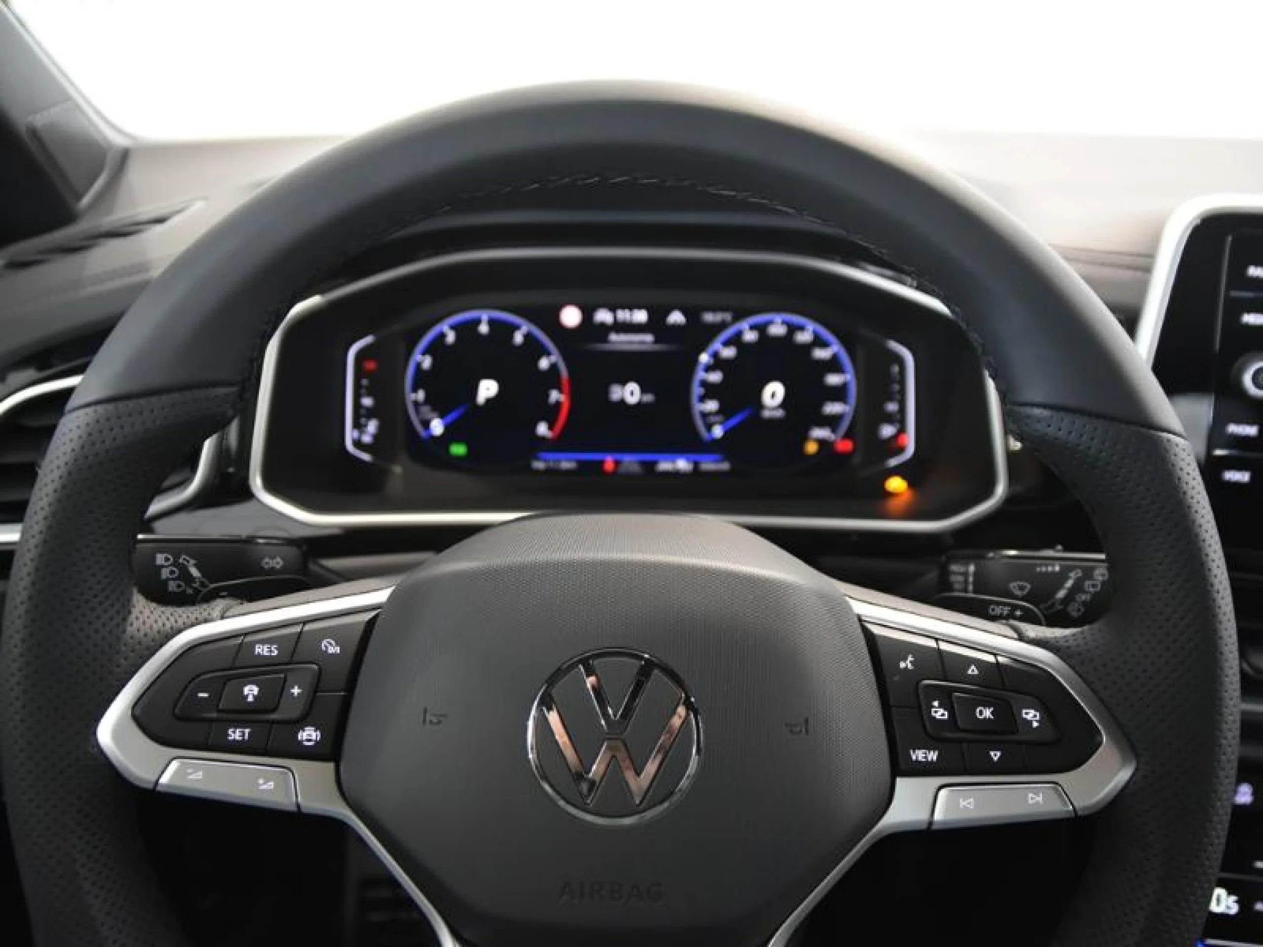 VOLKSWAGEN T ROC R LINE 1.5 TSI 110KW (150CV) DSG - Foto 15
