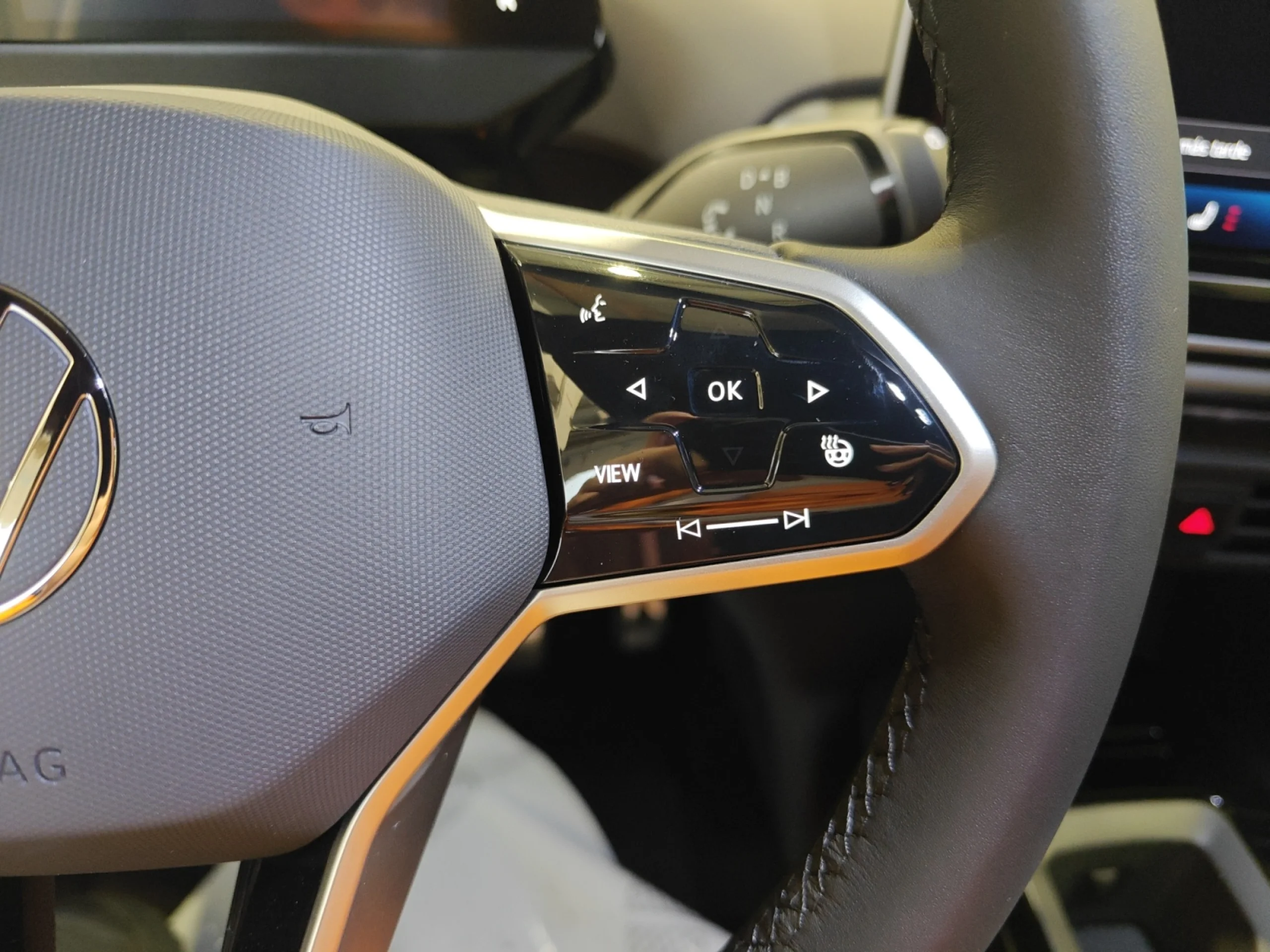 VOLKSWAGEN ID.4 PRO 210KW (286CV) 77KWH - Foto 10