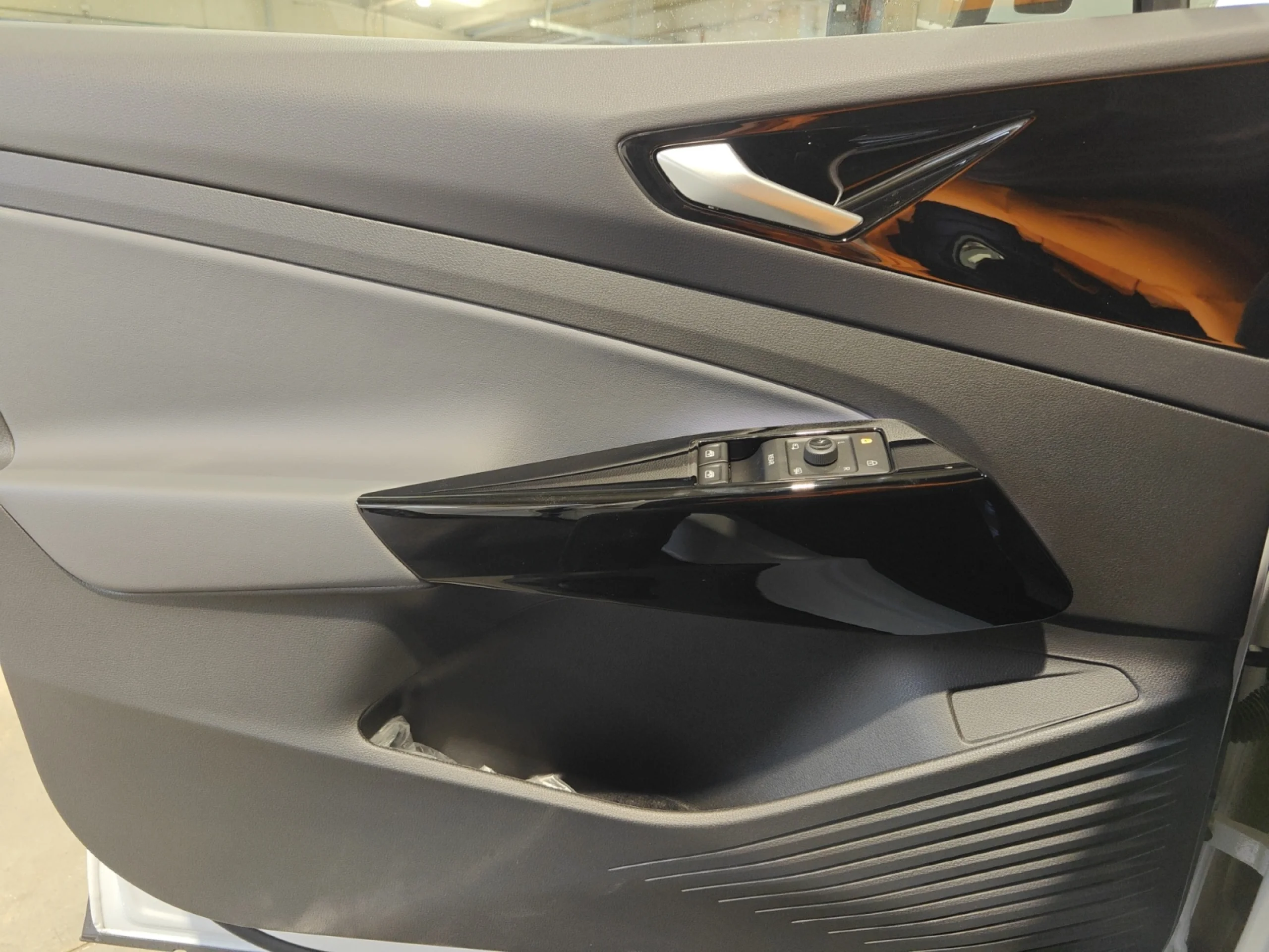 VOLKSWAGEN ID.4 PRO 210KW (286CV) 77KWH - Foto 13