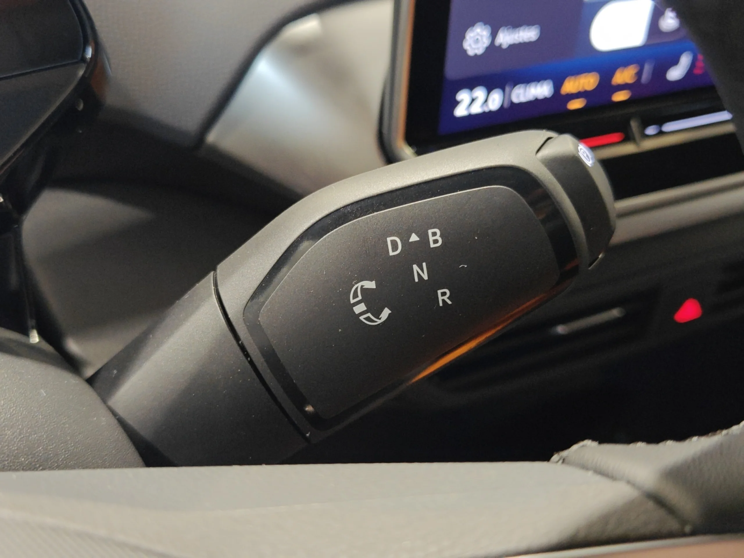 VOLKSWAGEN ID.4 PRO 210KW (286CV) 77KWH - Foto 17