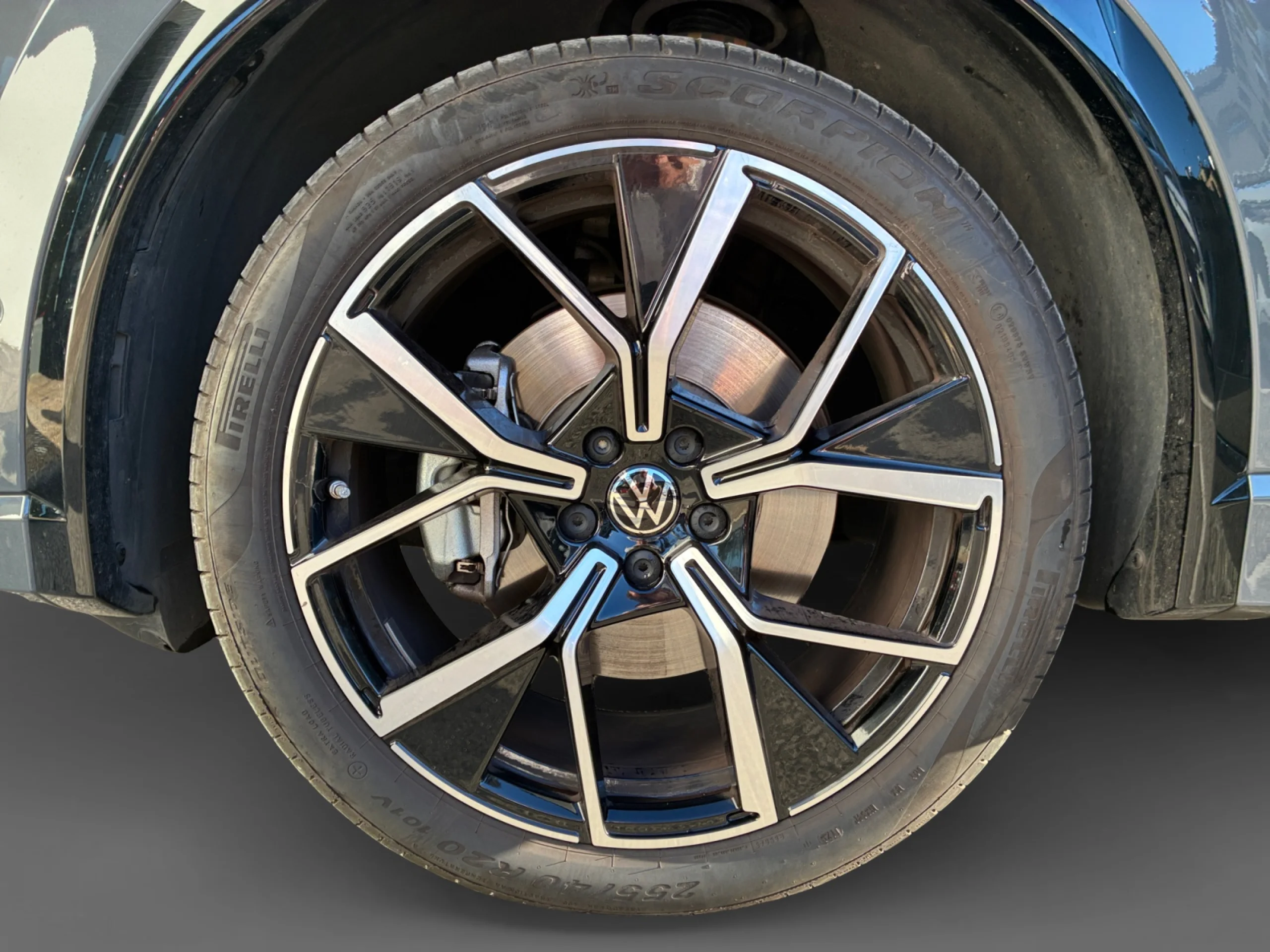 VOLKSWAGEN TIGUAN TIGUAN R LINE 1.5 TSI EHYBRID 110 KW (150 CV) / 85 KW (115 CV)  AUTOMÁTICO DSG 6 VEL. - Foto 8