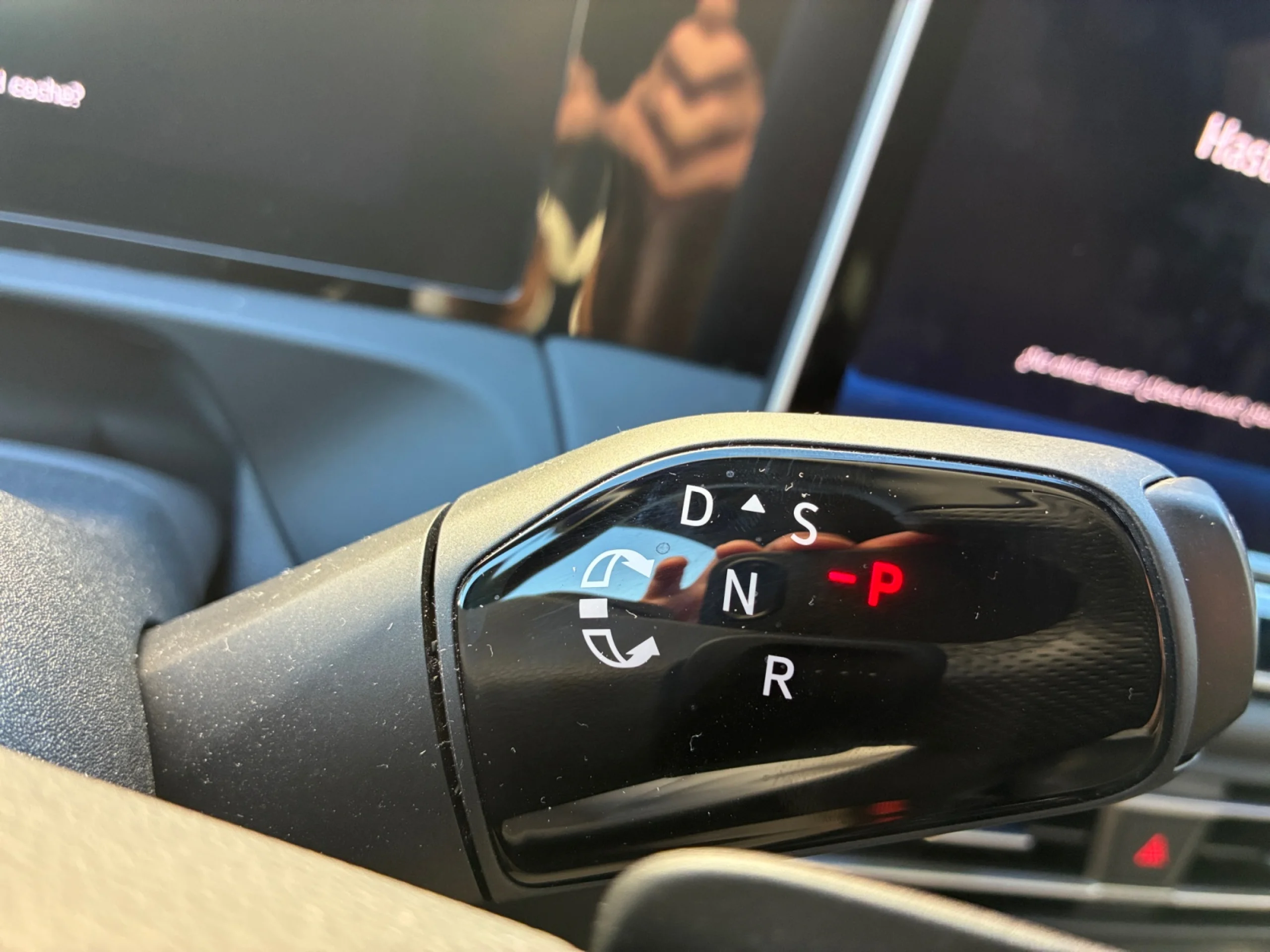 VOLKSWAGEN TIGUAN TIGUAN R LINE 1.5 TSI EHYBRID 110 KW (150 CV) / 85 KW (115 CV)  AUTOMÁTICO DSG 6 VEL. - Foto 17