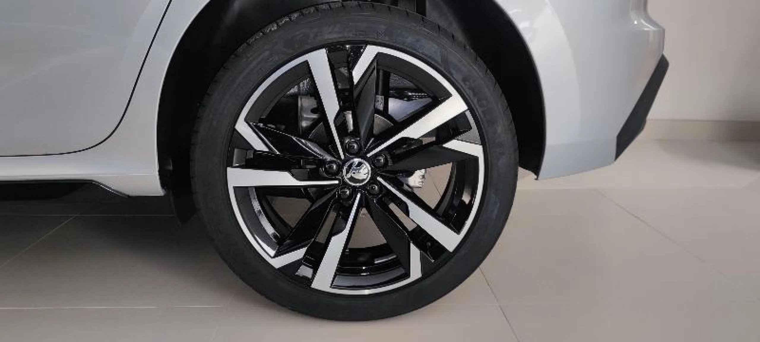 SKODA KAMIQ 1.5 TSI 110KW (150CV) DSG MONTECARLO - Foto 7