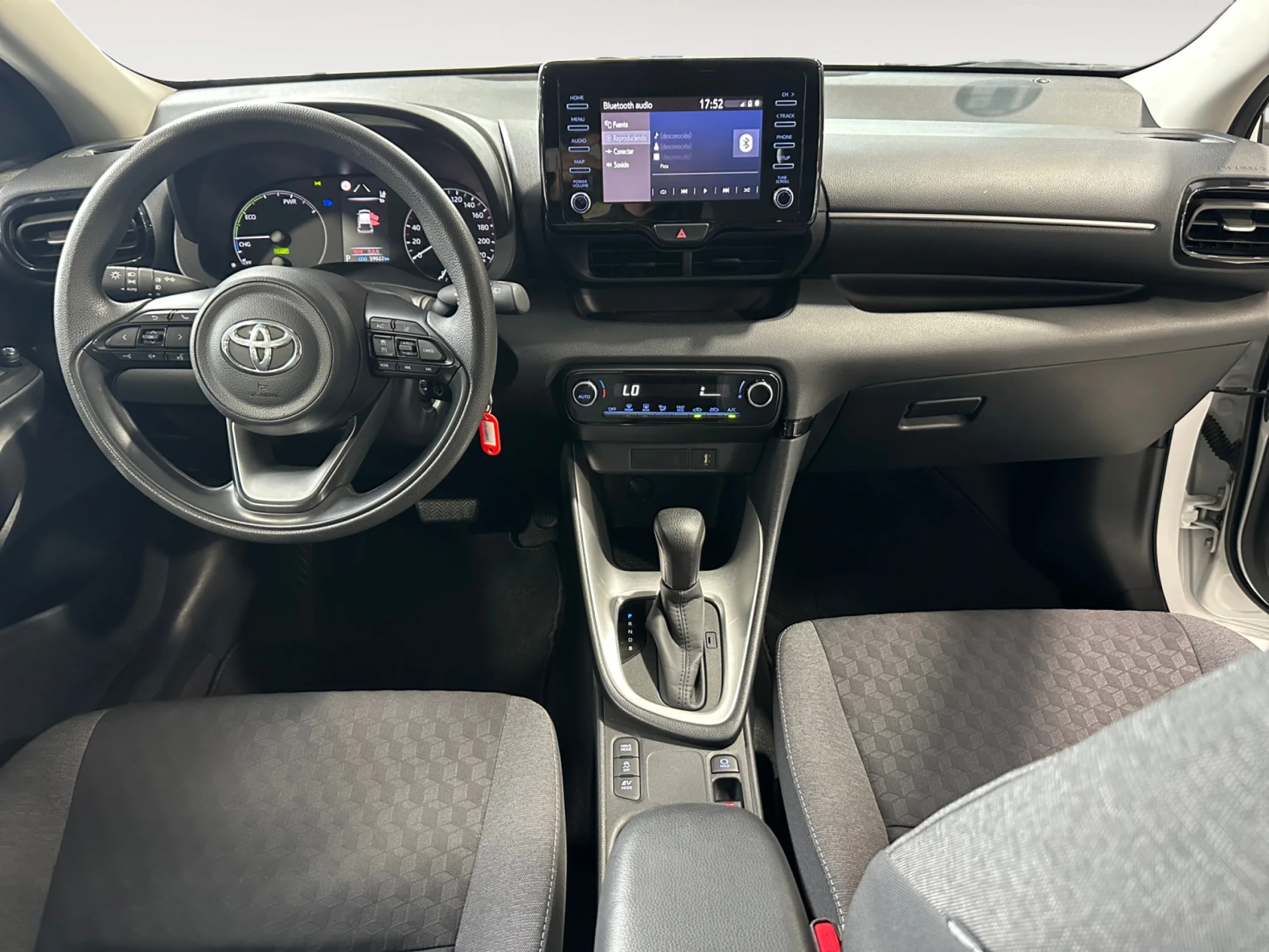 TOYOTA Yaris 1.5 120H BUSINESS PLUS - Foto 4