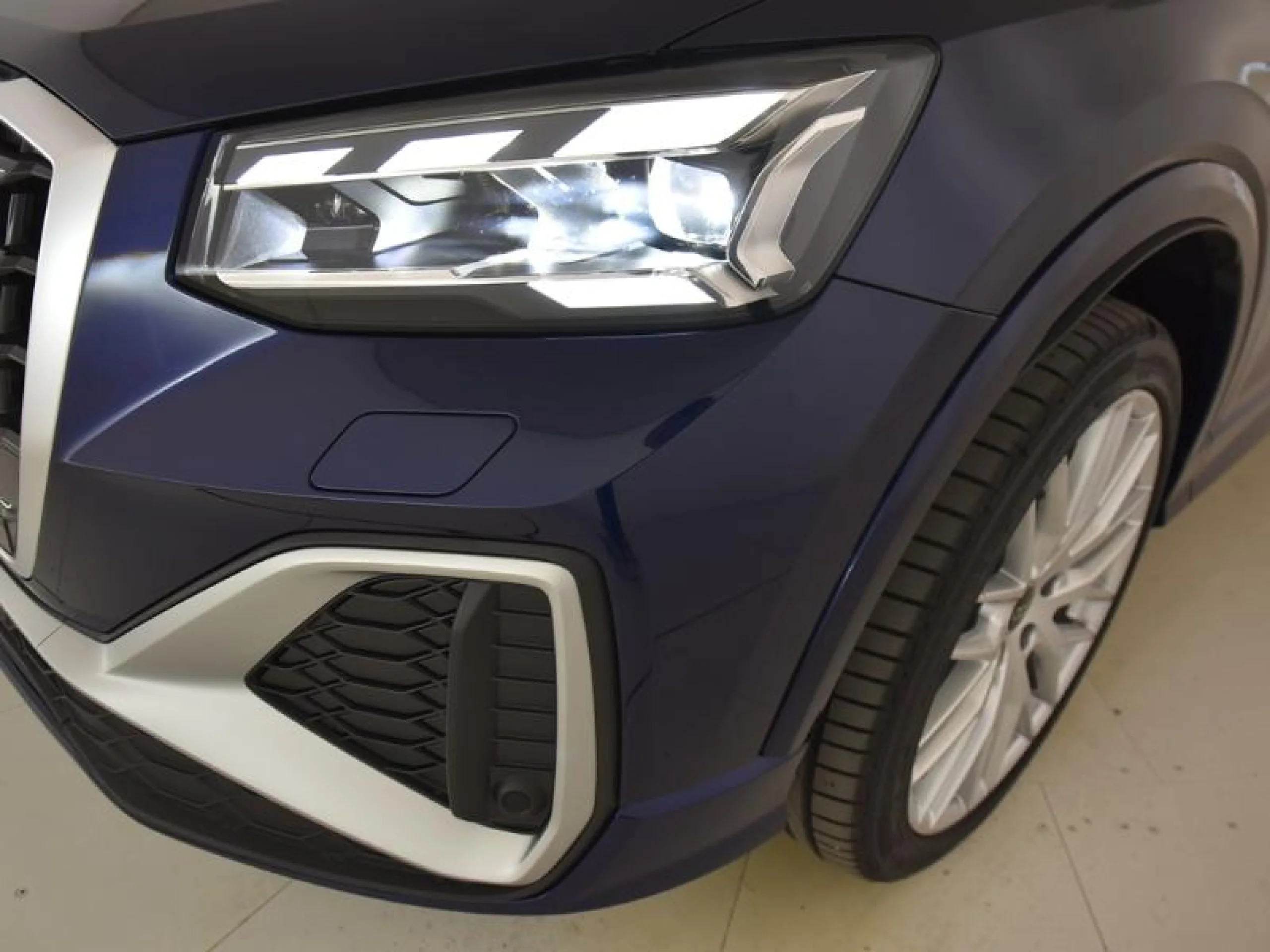 AUDI Q2 ADRENALIN EDITION 35 TFSI 110KW S TRONIC - Foto 19