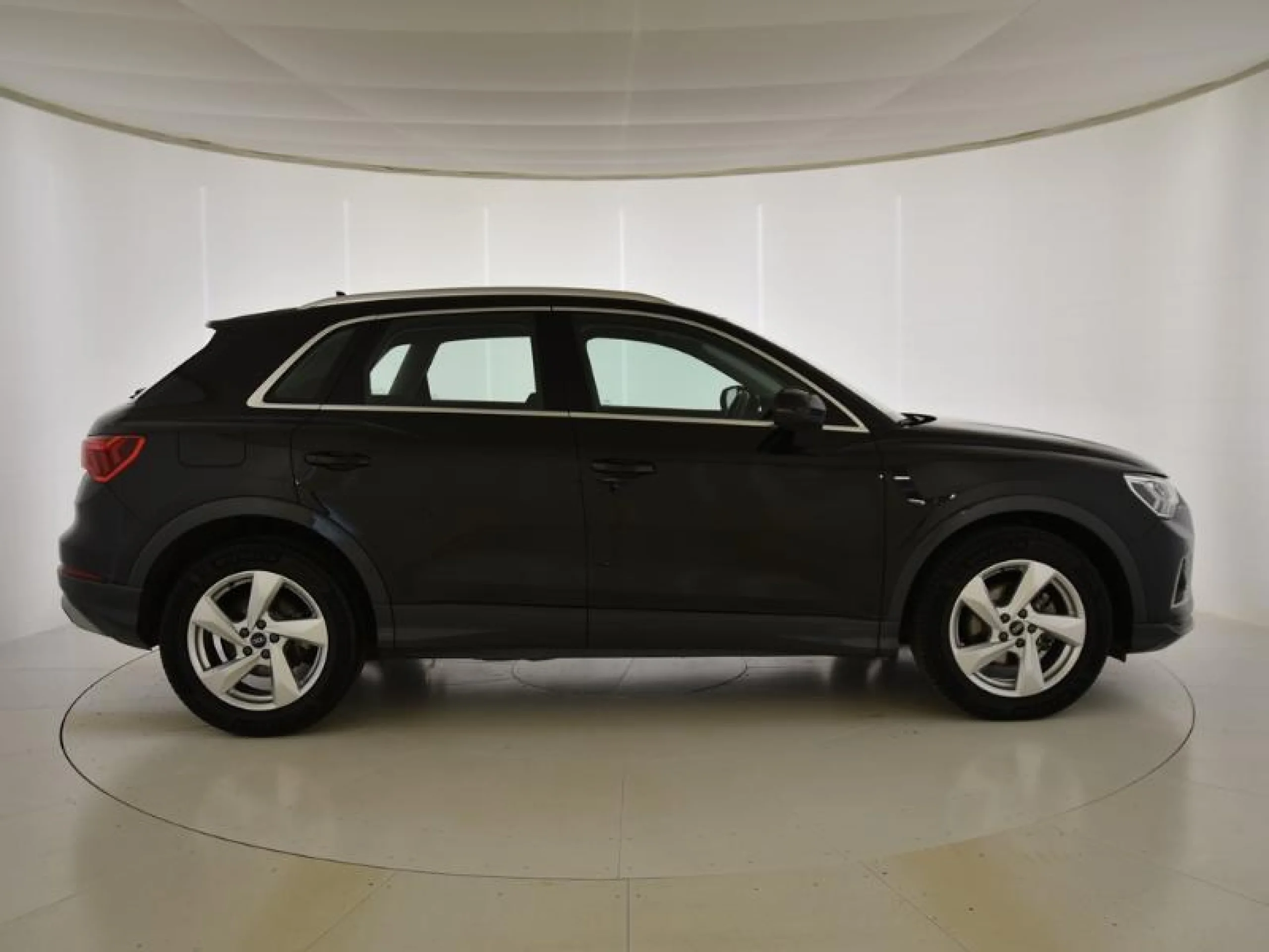AUDI Q3 ADVANCED 35 TDI 110KW (150CV) S TRONIC - Foto 3