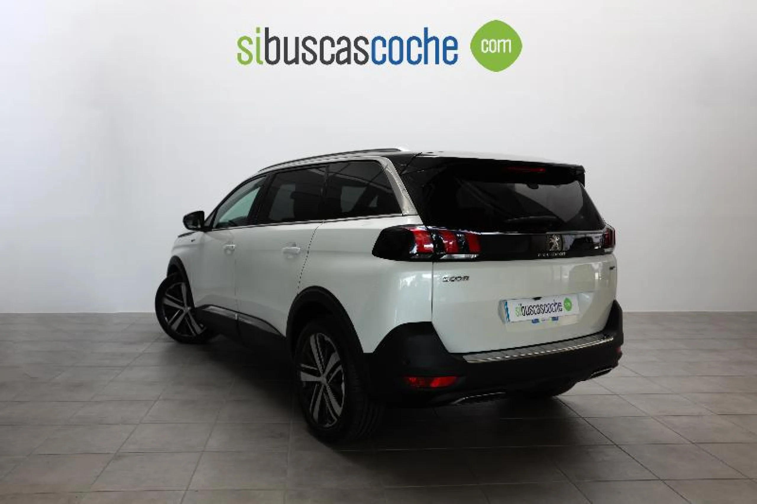 PEUGEOT 5008 GT 2.0L BLUEHDI 133KW (180CV) S&S EAT8 - Foto 2