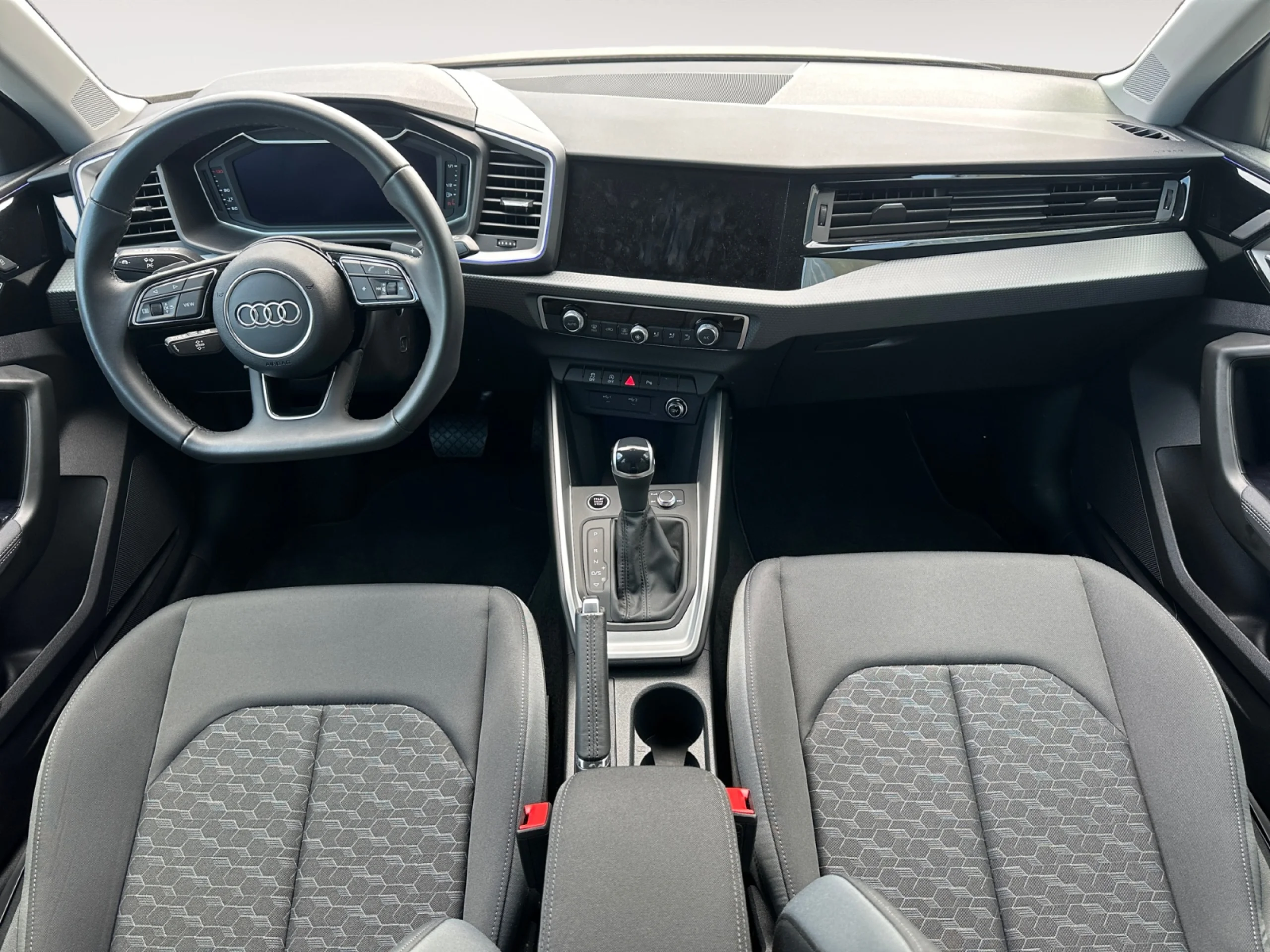 AUDI A1 SPORTBACK ADRENAL BLACK 30TFSI 85KW S TR - Foto 4