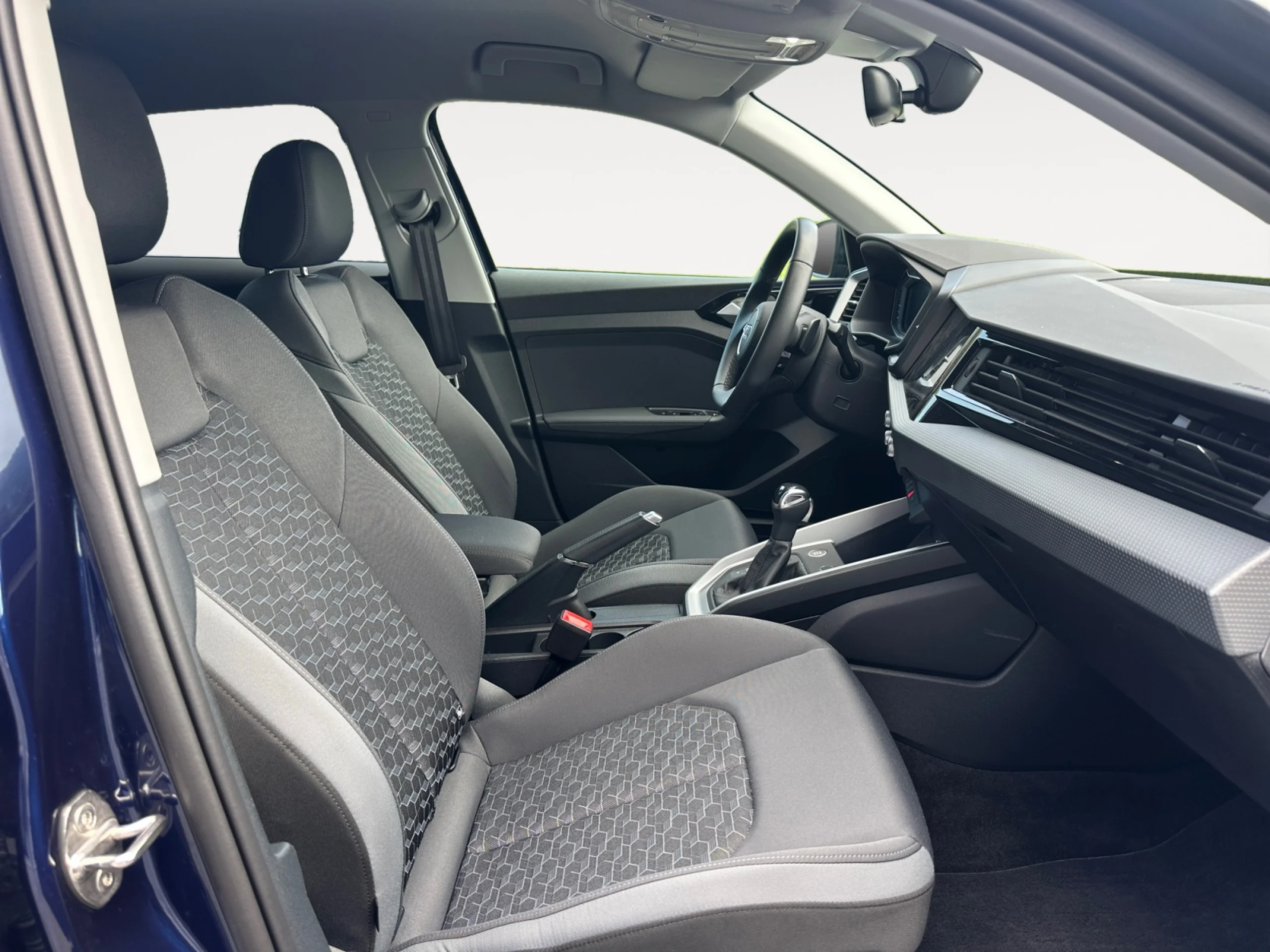 AUDI A1 SPORTBACK ADRENAL BLACK 30TFSI 85KW S TR - Foto 5