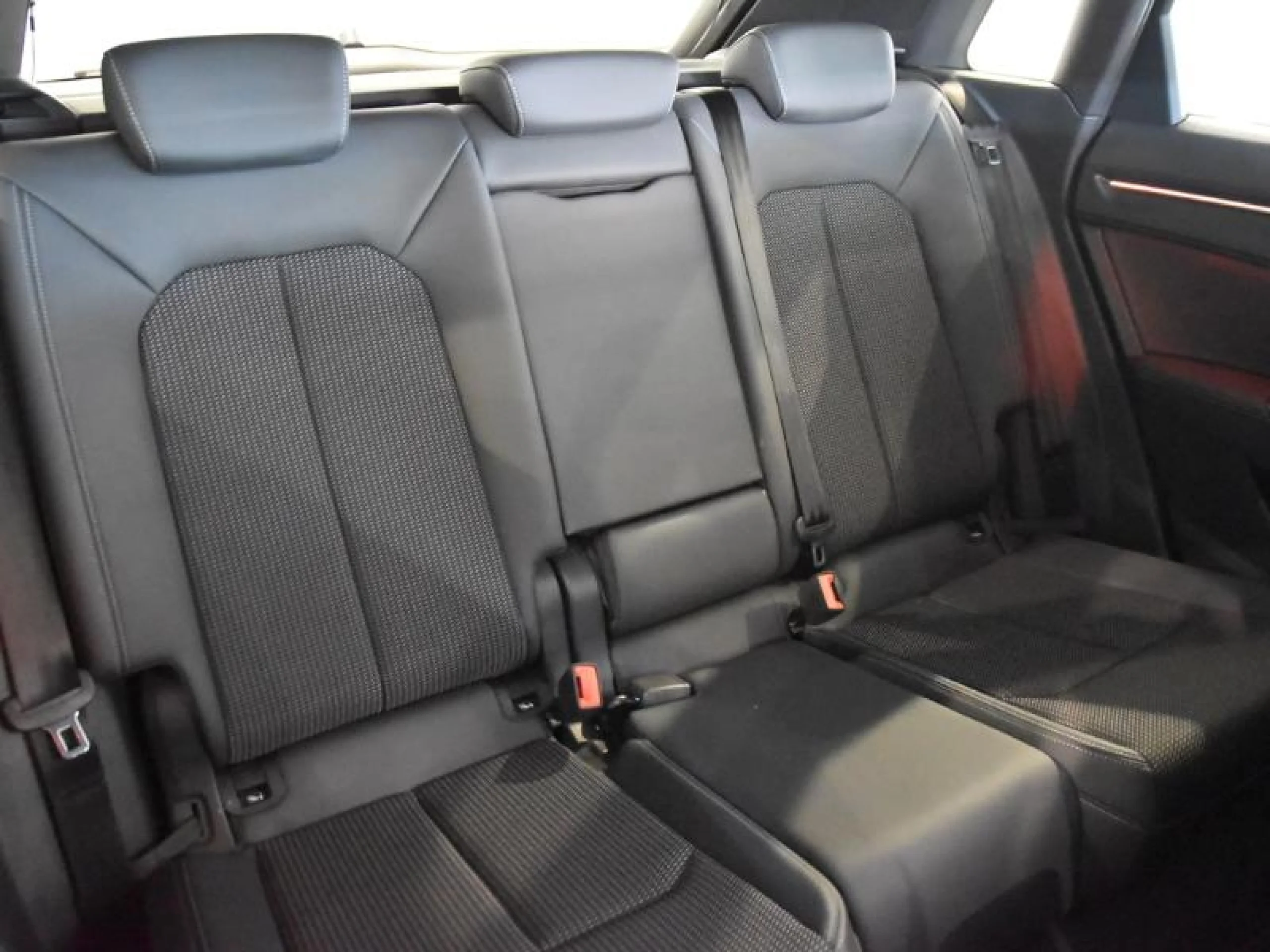 AUDI Q3 S LINE 35 TDI 110KW (150CV) S TRONIC - Foto 5