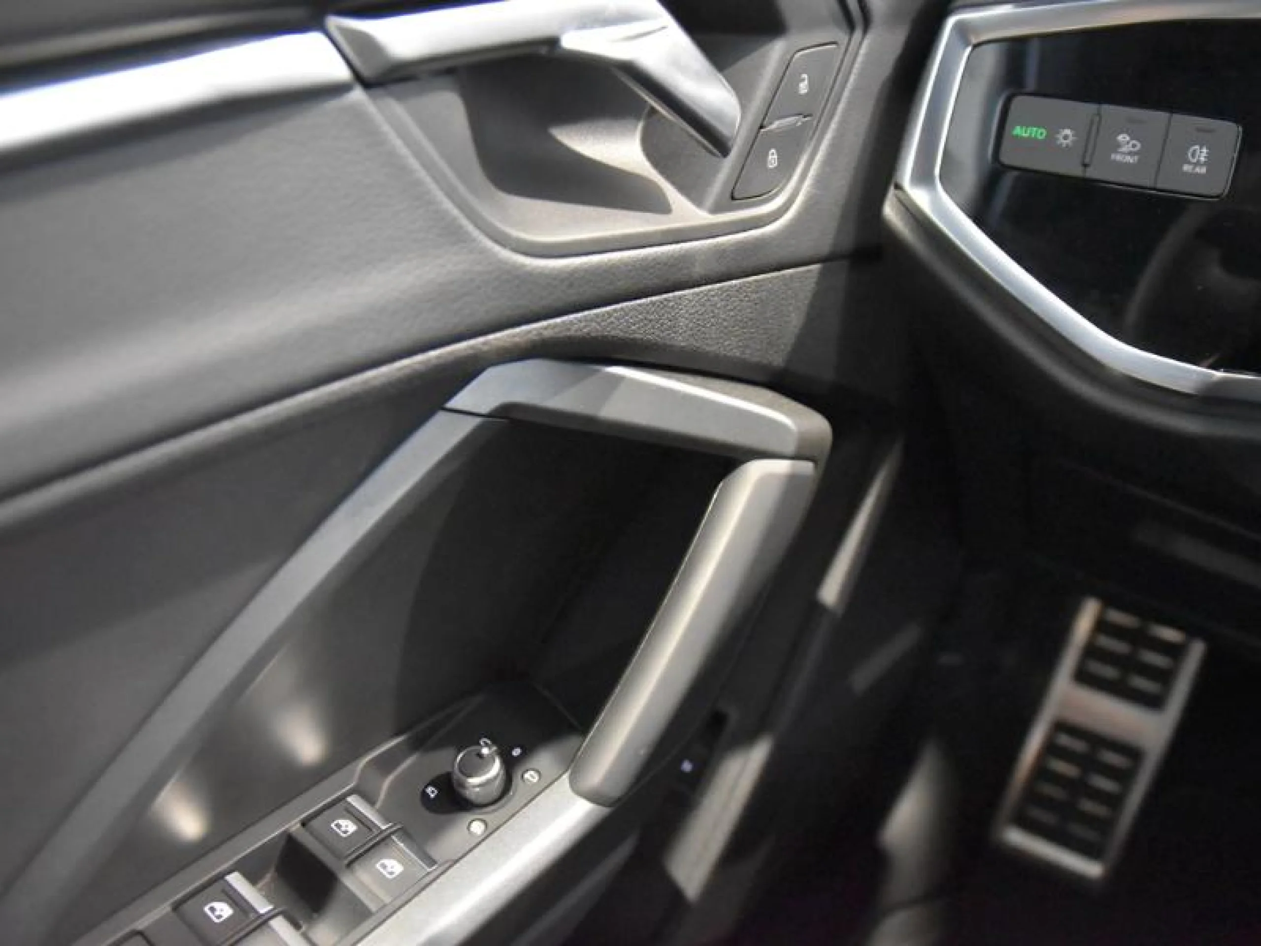 AUDI Q3 S LINE 35 TDI 110KW (150CV) S TRONIC - Foto 19