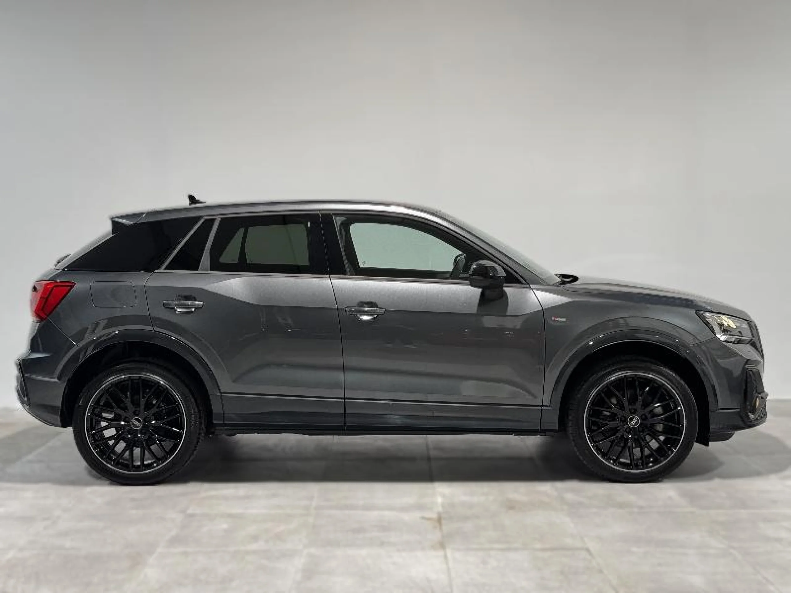 AUDI Q2 ADRENALIN 35 TFSI 110KW (150CV) S TRONIC - Foto 3