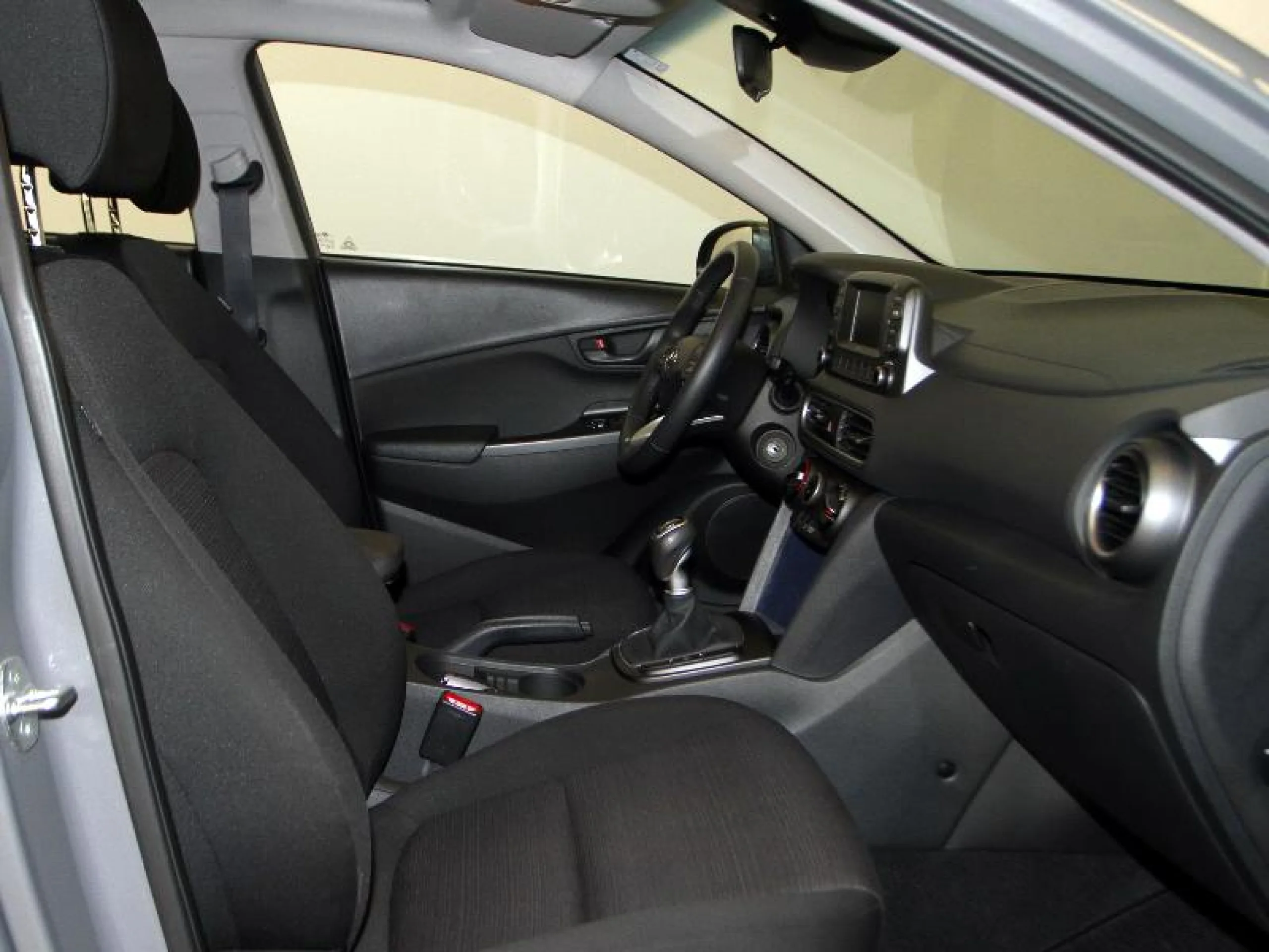 HYUNDAI KONA 1.0 TGDI SLE 4X2 - Foto 4