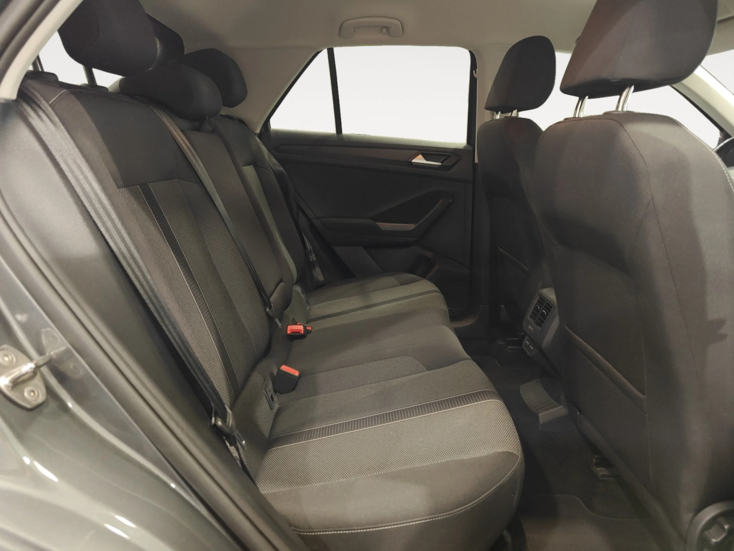 VOLKSWAGEN T ROC LIFE 2.0 TDI 110KW (150CV) DSG - Foto 6