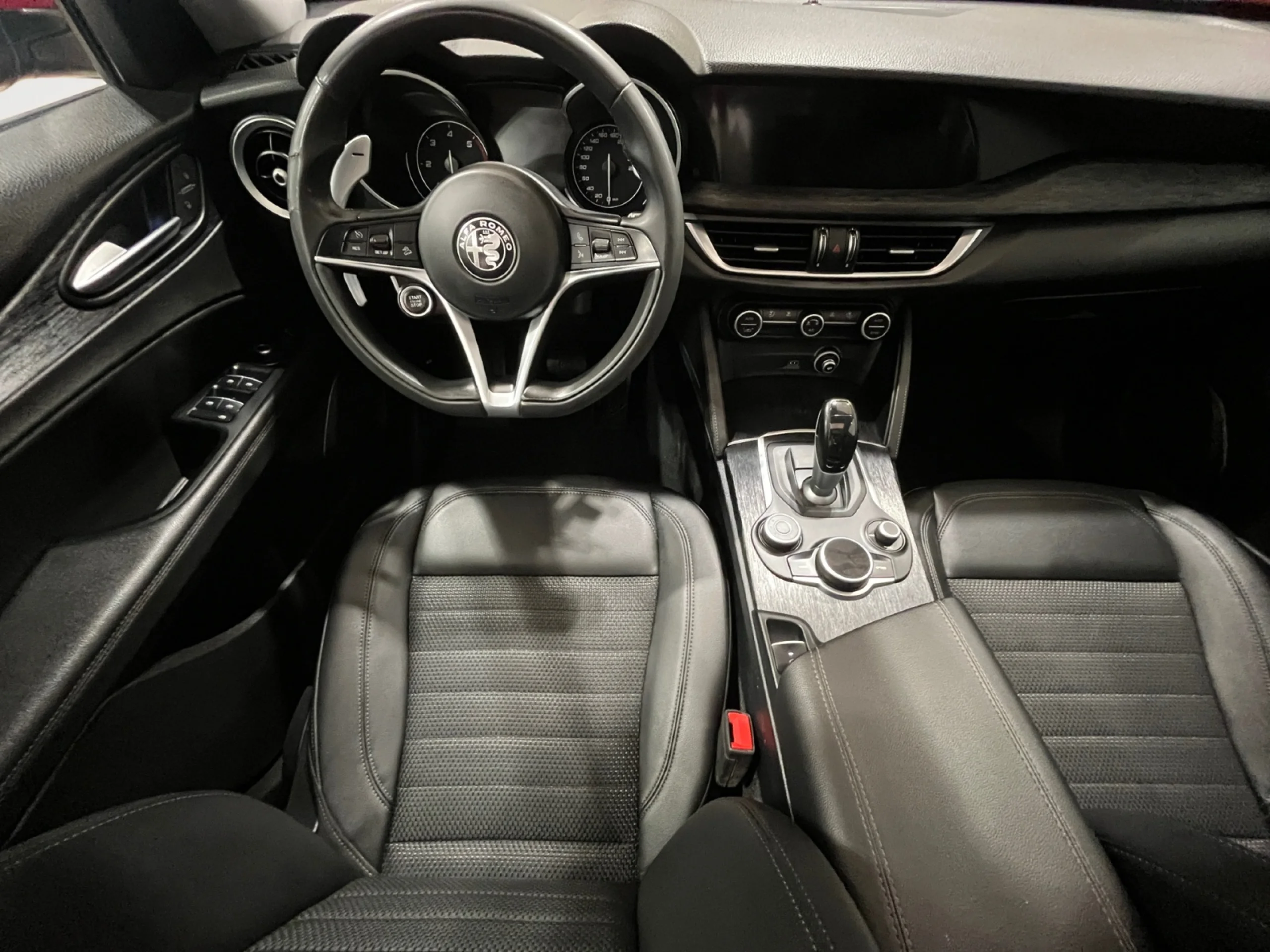 ALFA ROMEO STELVIO 2.2 DIÉSEL 154KW (210CV) EXECUTIVE Q4 - Foto 4