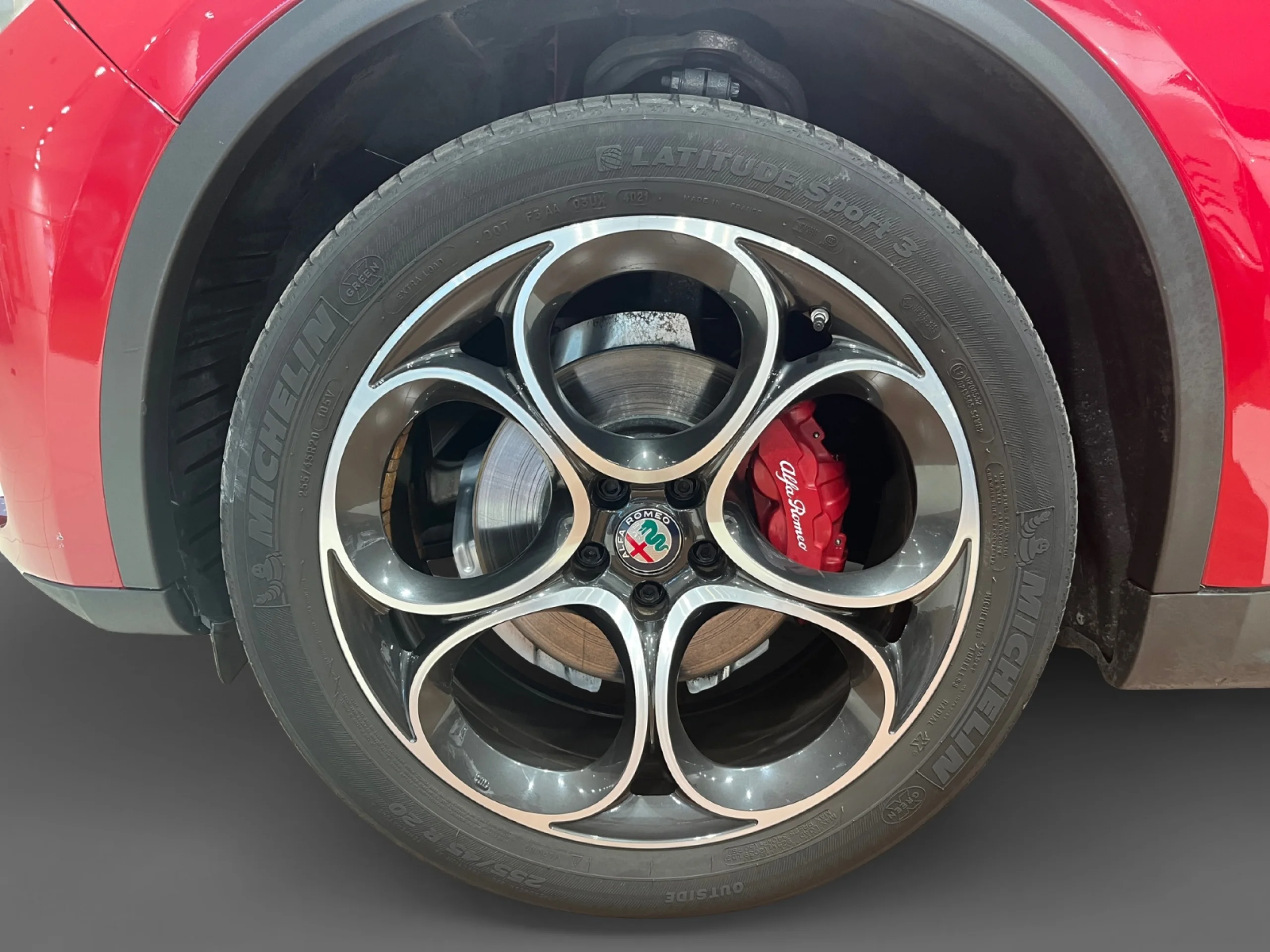 ALFA ROMEO STELVIO 2.2 DIÉSEL 154KW (210CV) EXECUTIVE Q4 - Foto 9