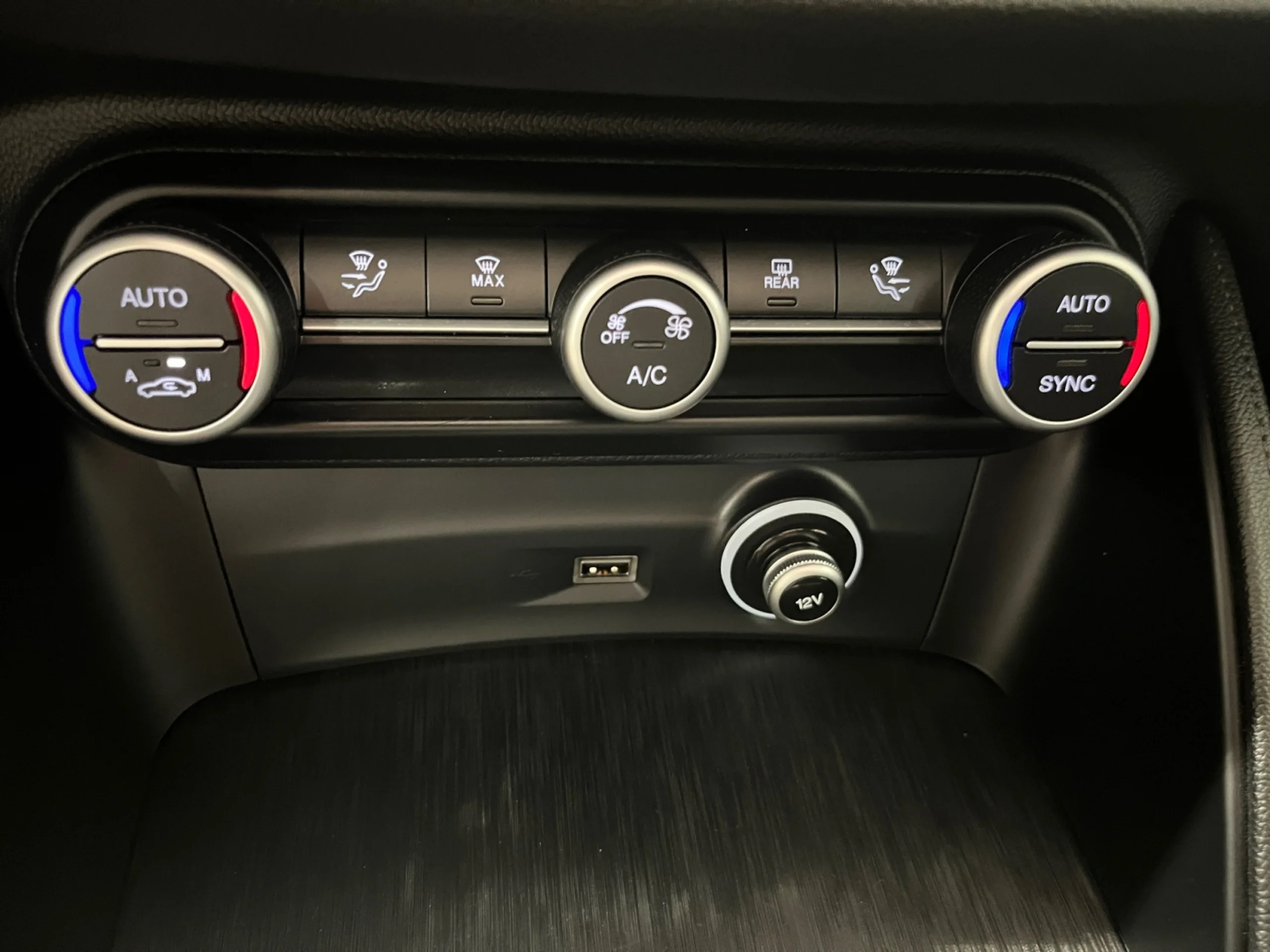 ALFA ROMEO STELVIO 2.2 DIÉSEL 154KW (210CV) EXECUTIVE Q4 - Foto 18